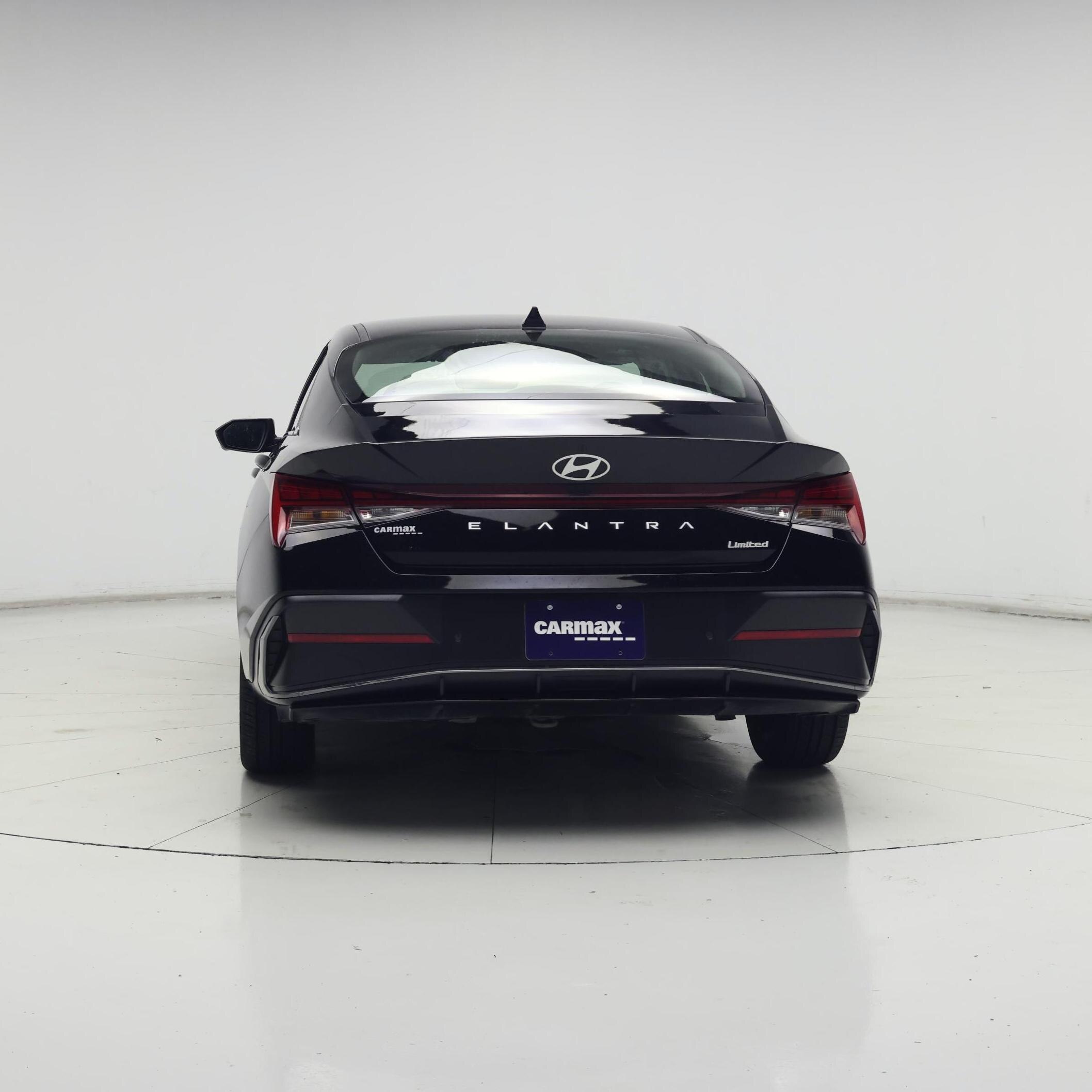Thumbnail: 2024 Hyundai Elantra - 6