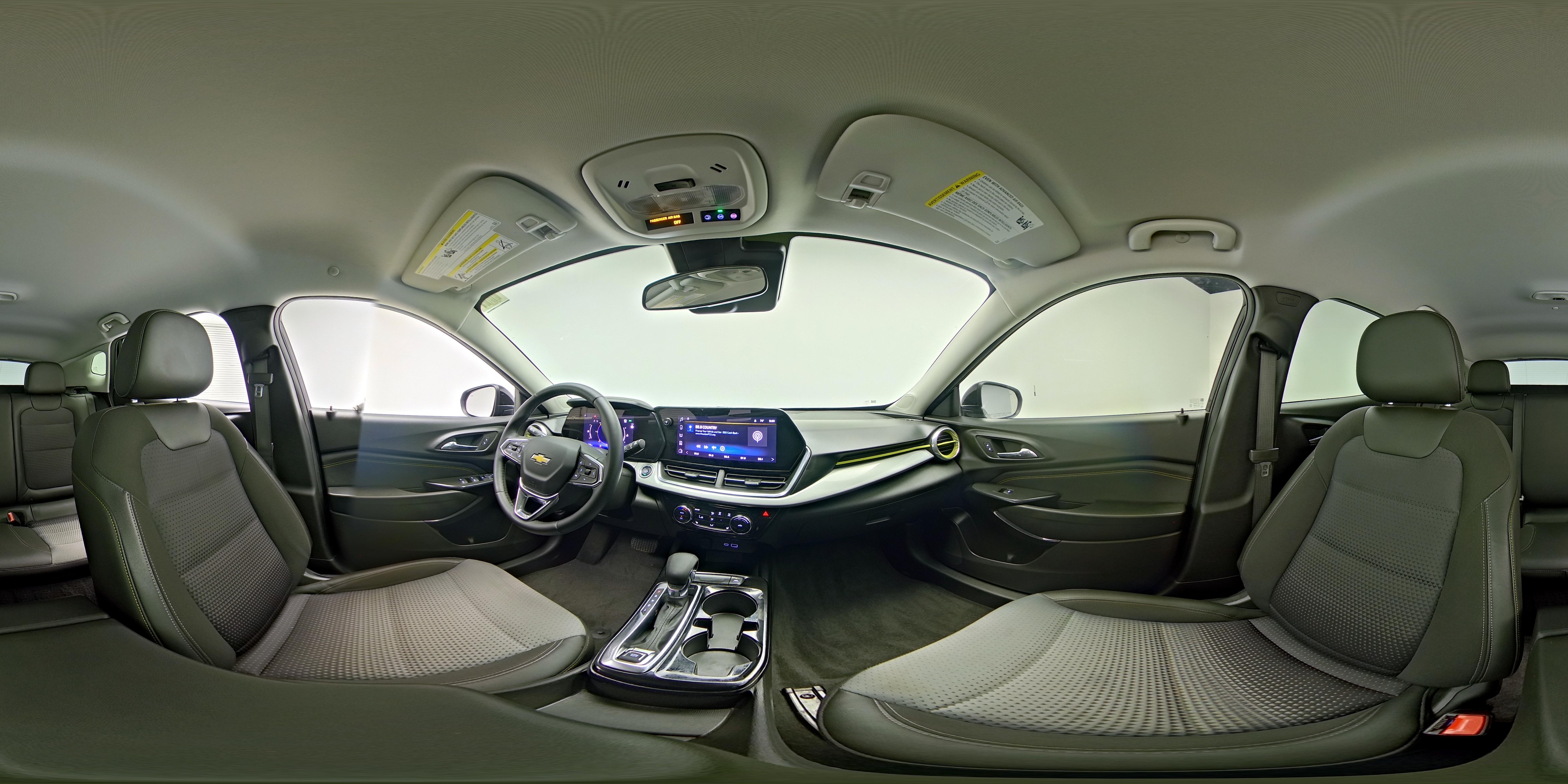 2025 Chevrolet Trax LT - Photo 22
