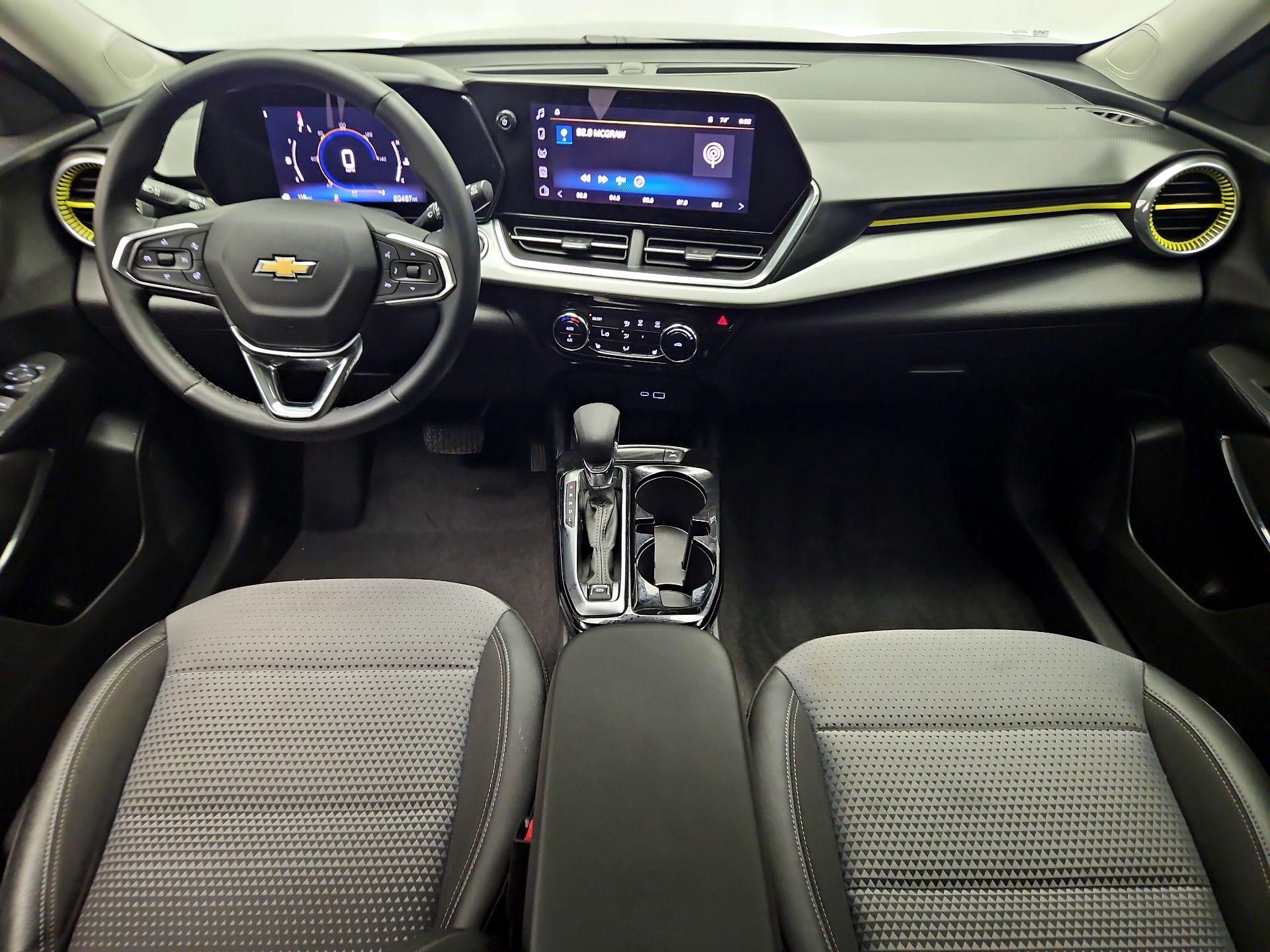 Thumbnail: 2025 Chevrolet Trax - 9