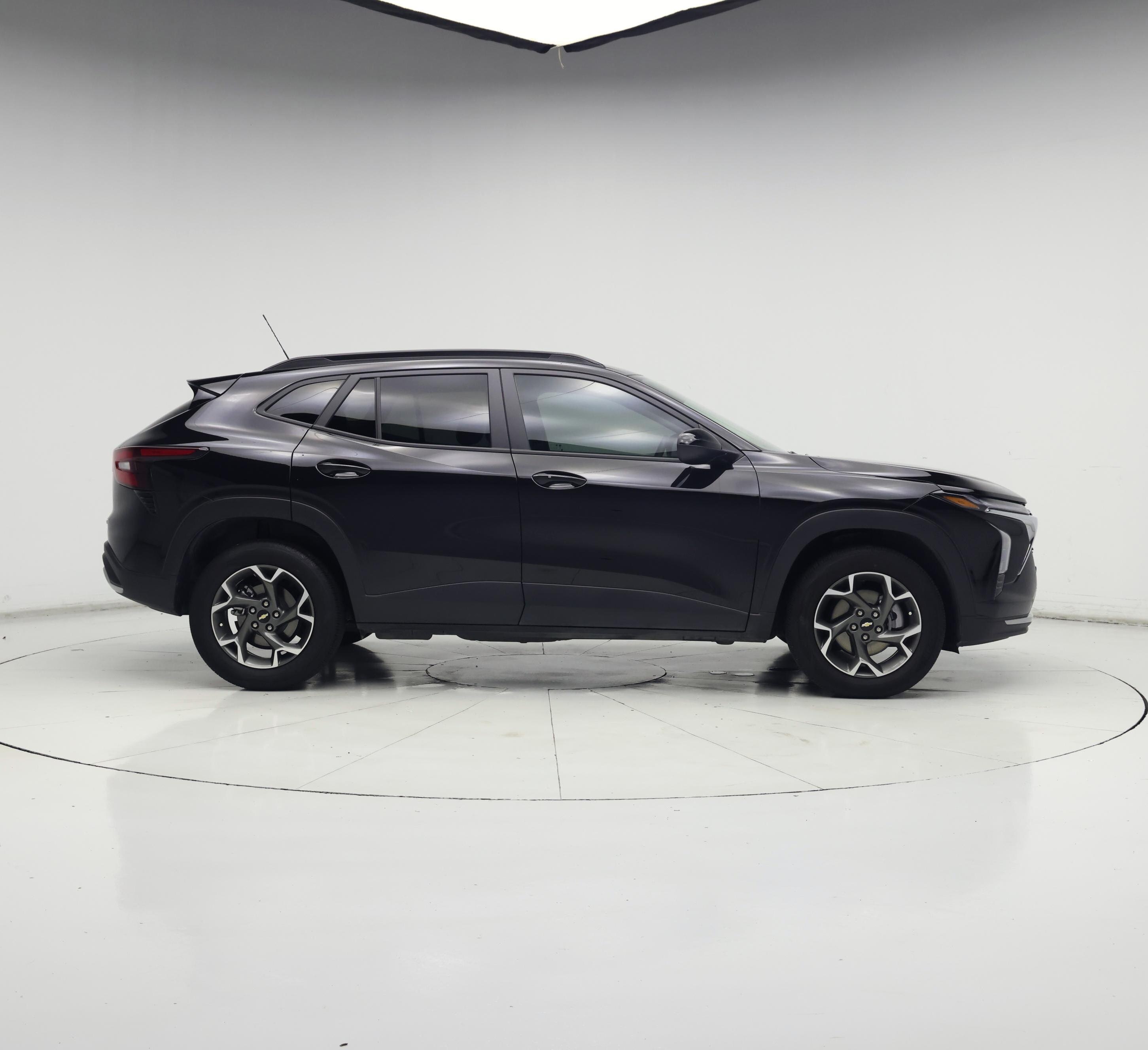 Thumbnail: 2025 Chevrolet Trax - 7