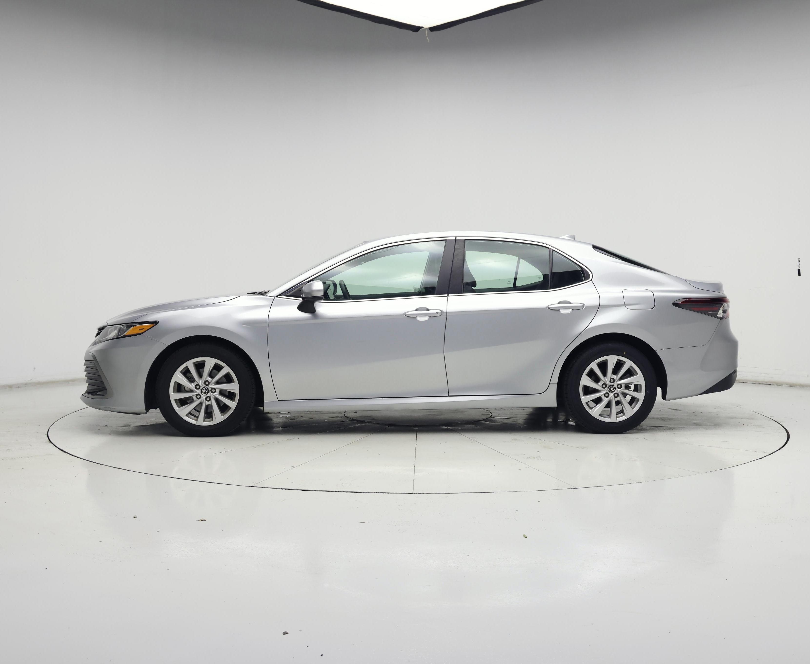 Thumbnail: 2023 Toyota Camry - 3