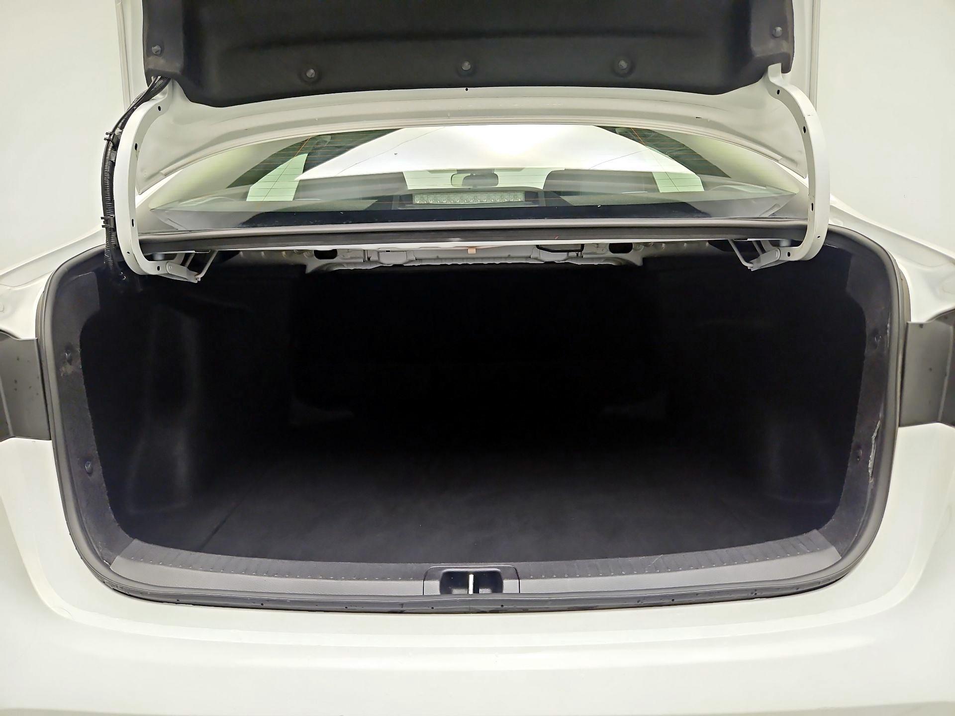 Thumbnail: 2024 Toyota Corolla - 20