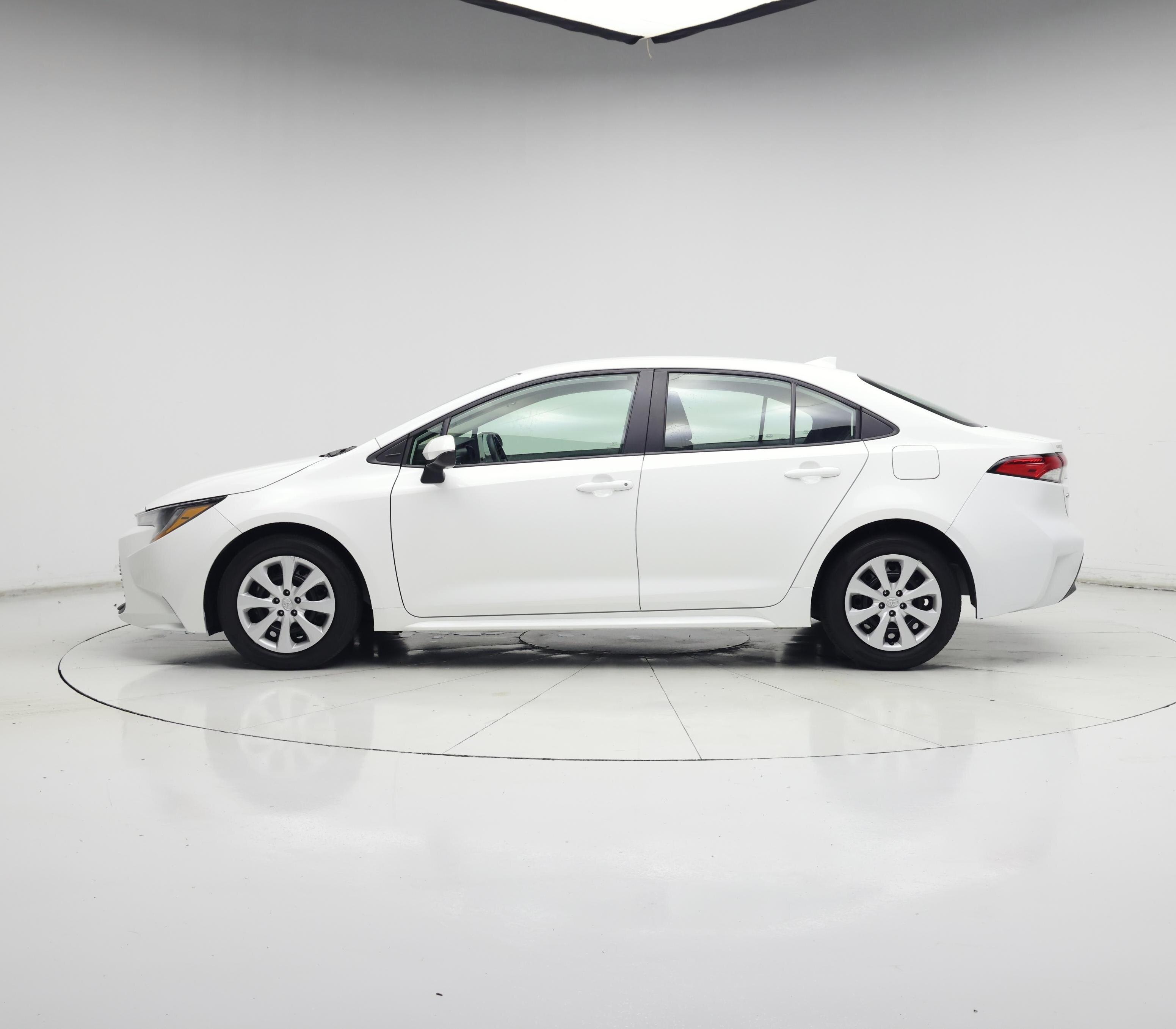 Thumbnail: 2024 Toyota Corolla - 3