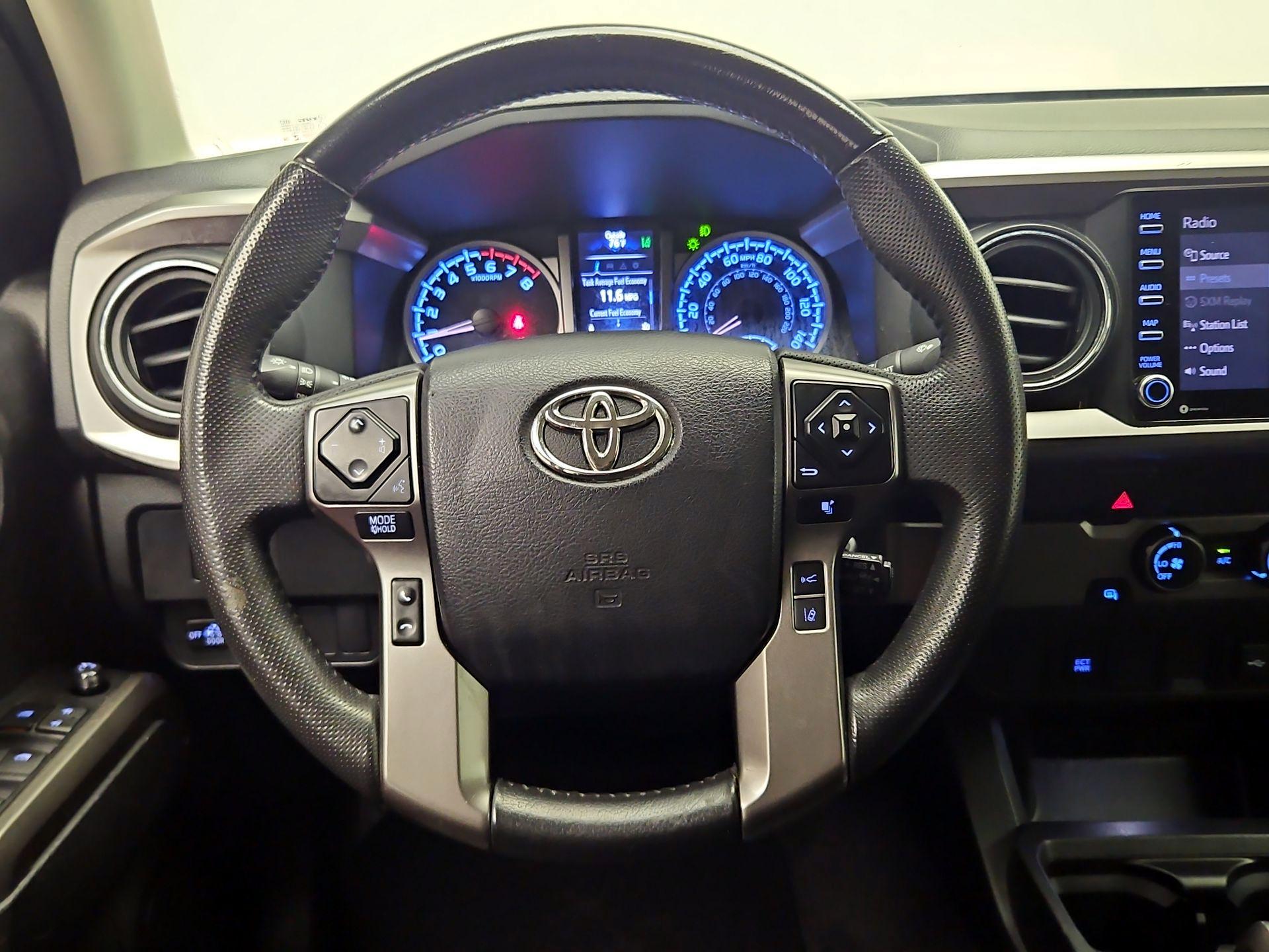 Thumbnail: 2022 Toyota Tacoma - 10