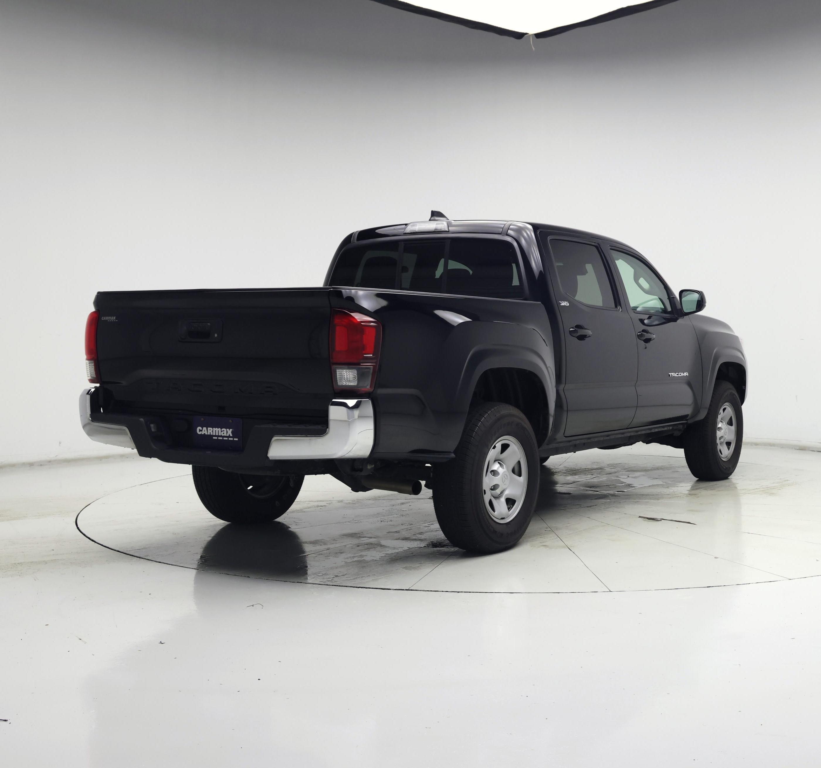 Thumbnail: 2022 Toyota Tacoma - 8
