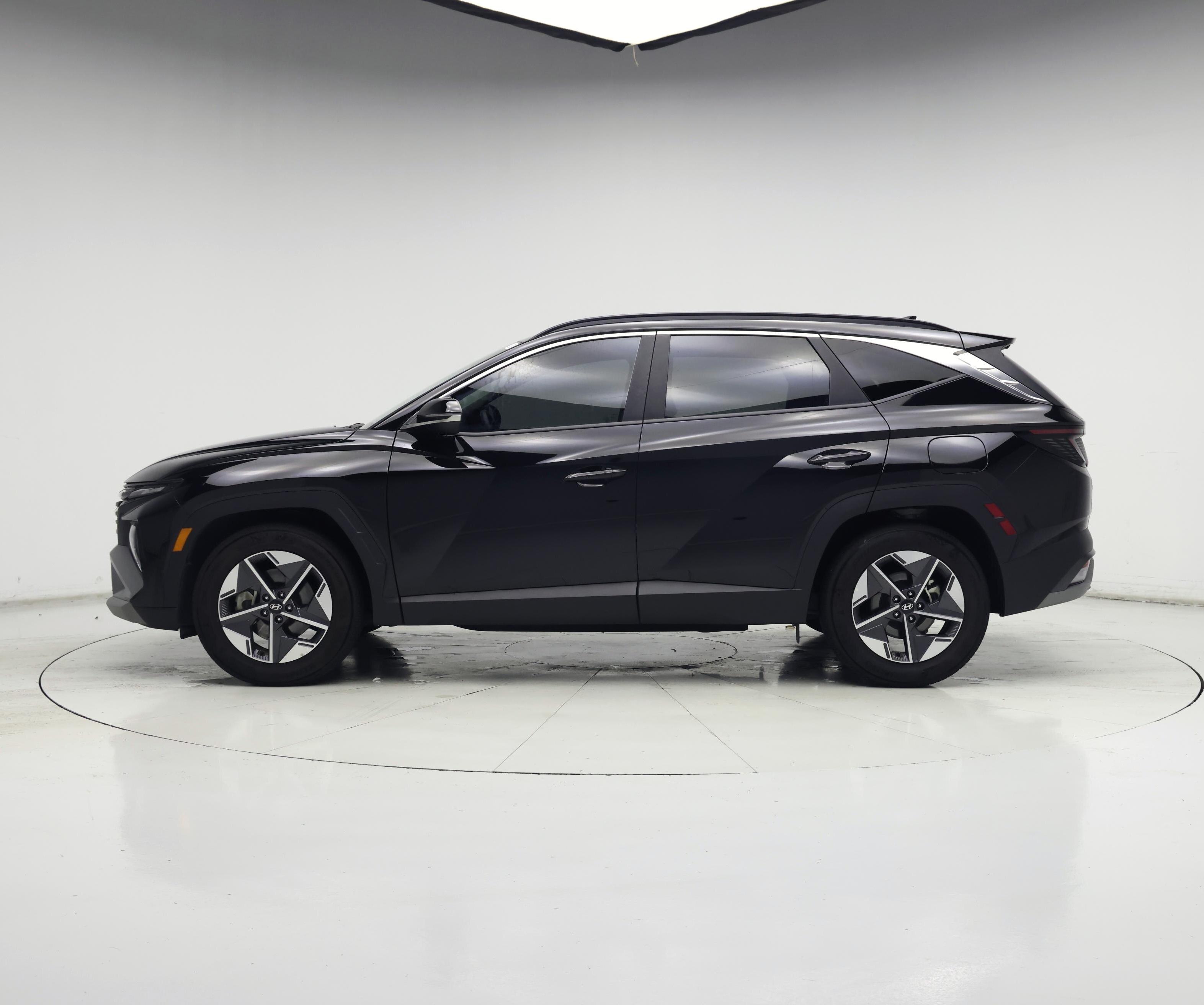 Thumbnail: 2025 Hyundai Tucson - 3