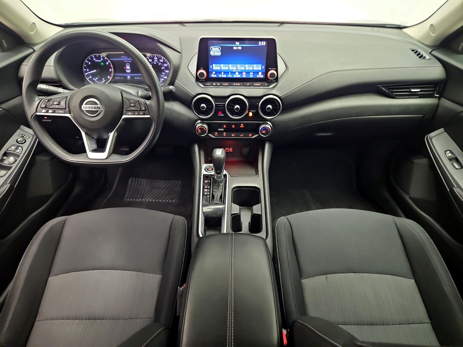 Thumbnail: 2023 Nissan Sentra - 9