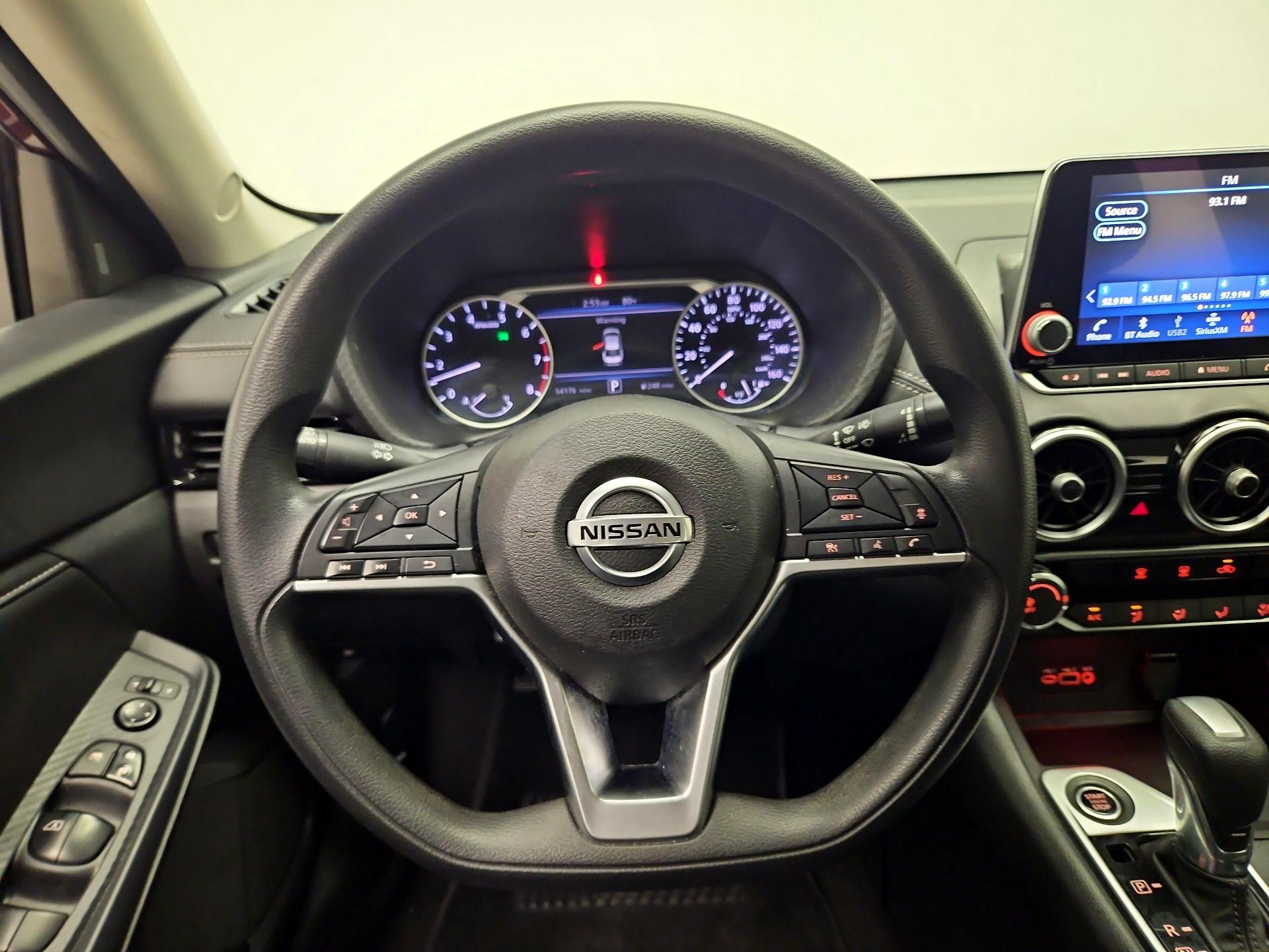 Thumbnail: 2023 Nissan Sentra - 10