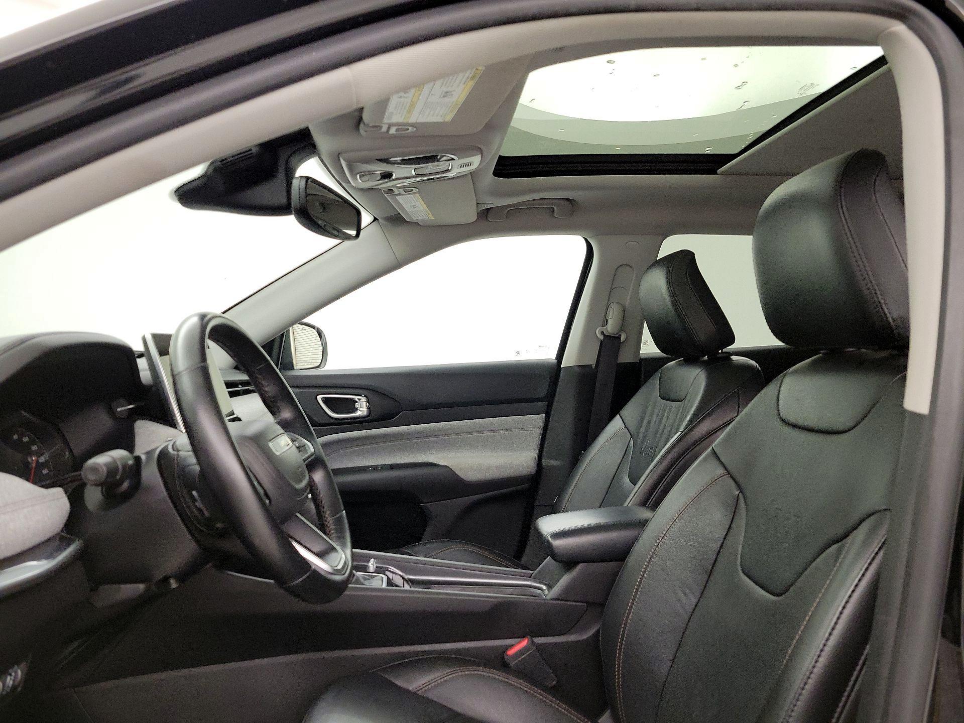 Thumbnail: 2022 Jeep Compass - 19