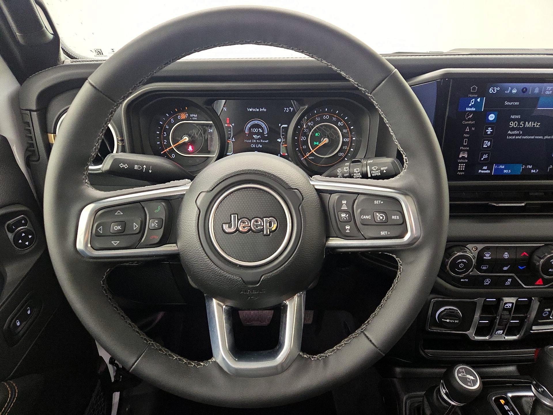 Thumbnail: 2025 Jeep Wrangler - 10