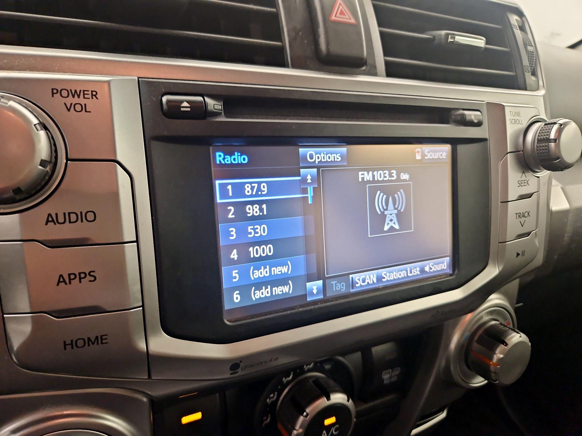 Thumbnail: 2014 Toyota 4Runner - 14