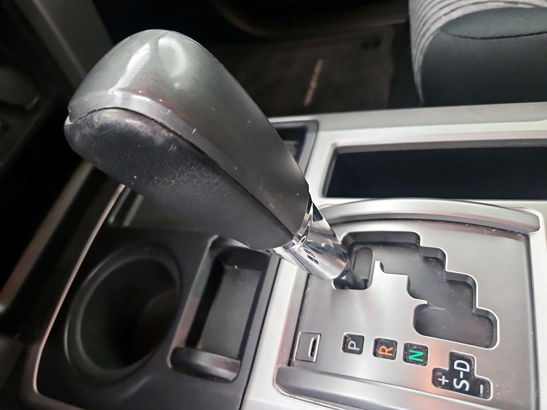 Thumbnail: 2014 Toyota 4Runner - 16