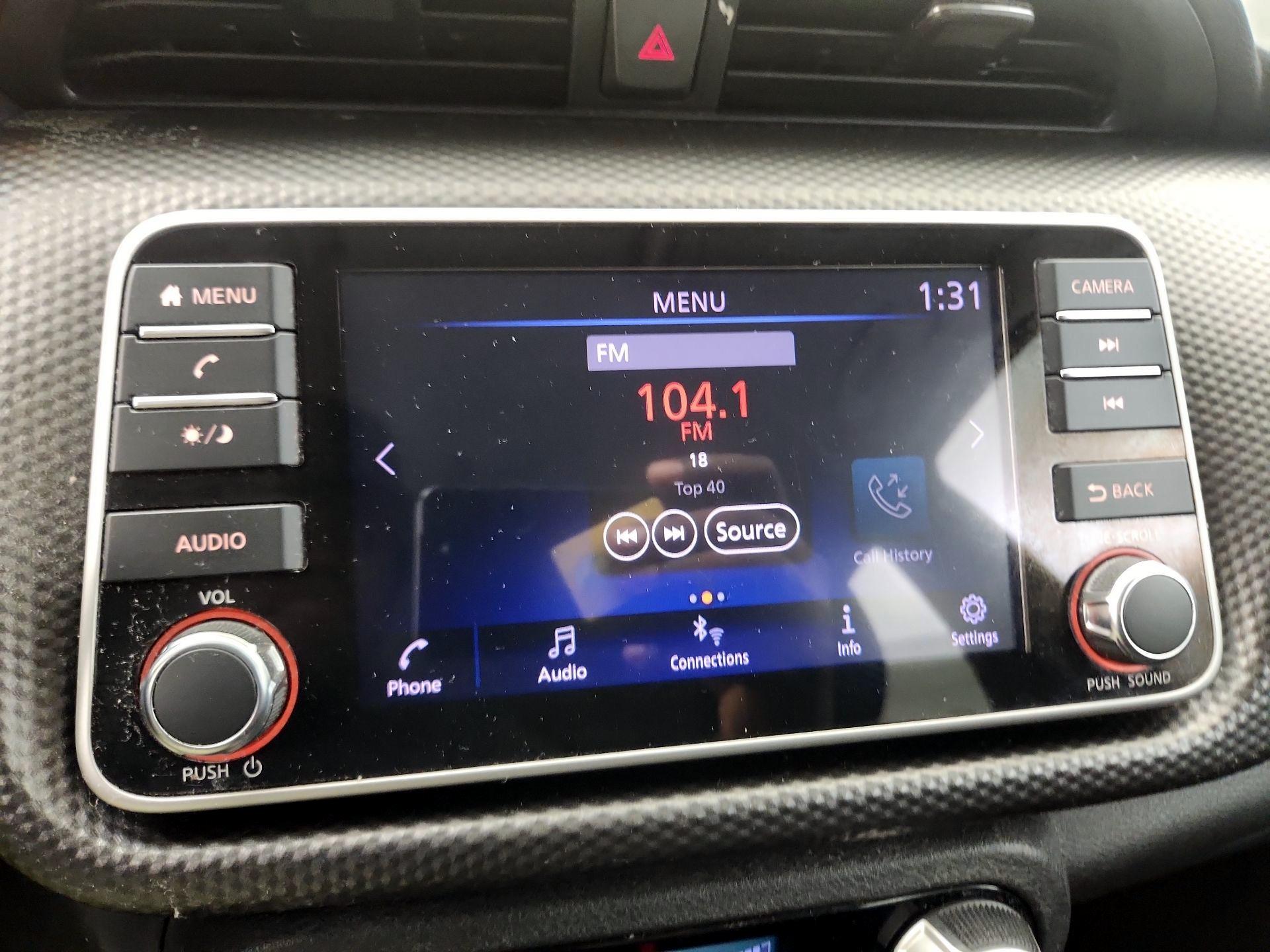 Thumbnail: 2018 Nissan Kicks - 15