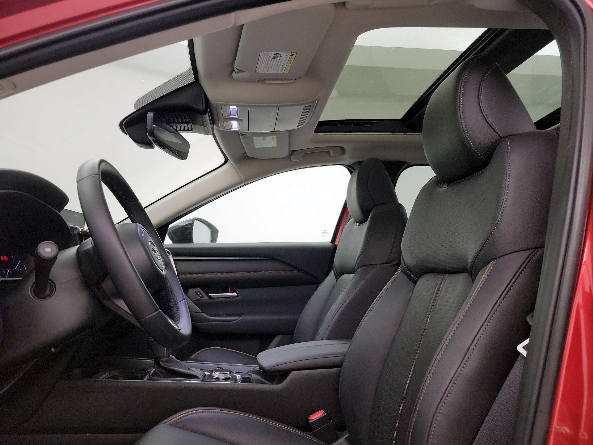 Thumbnail: 2025 Mazda CX-50 - 18