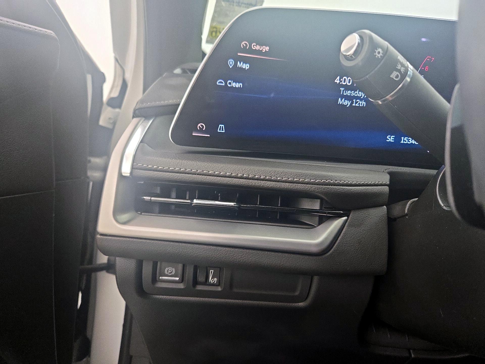 Thumbnail: 2024 Cadillac XT4 - 13
