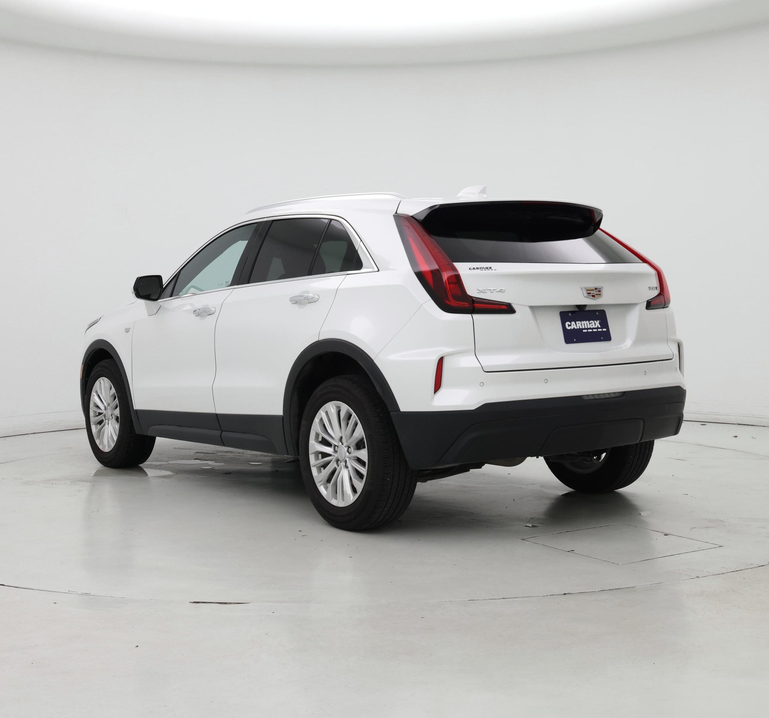 Thumbnail: 2024 Cadillac XT4 - 2