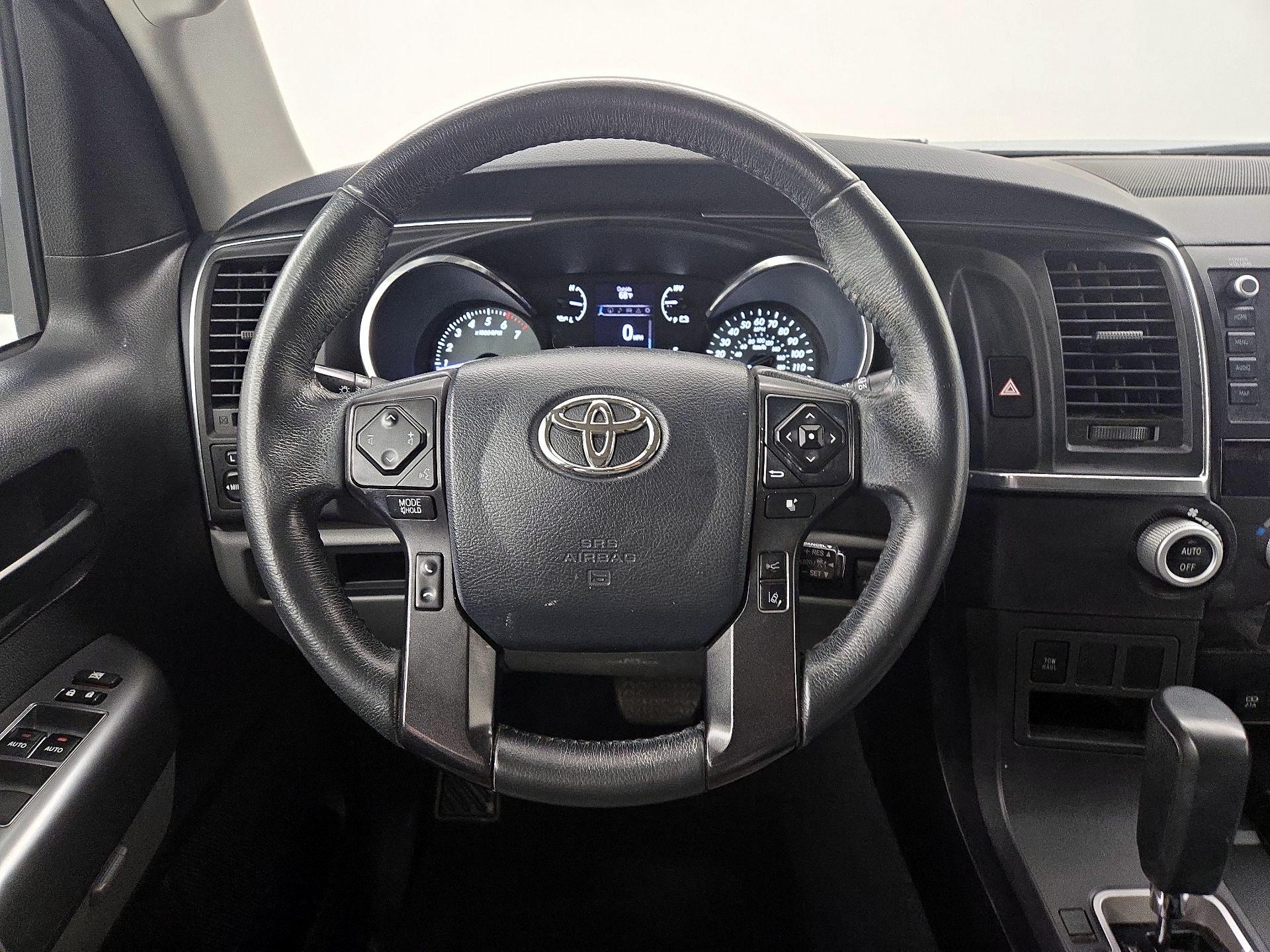 Thumbnail: 2020 Toyota Sequoia - 10