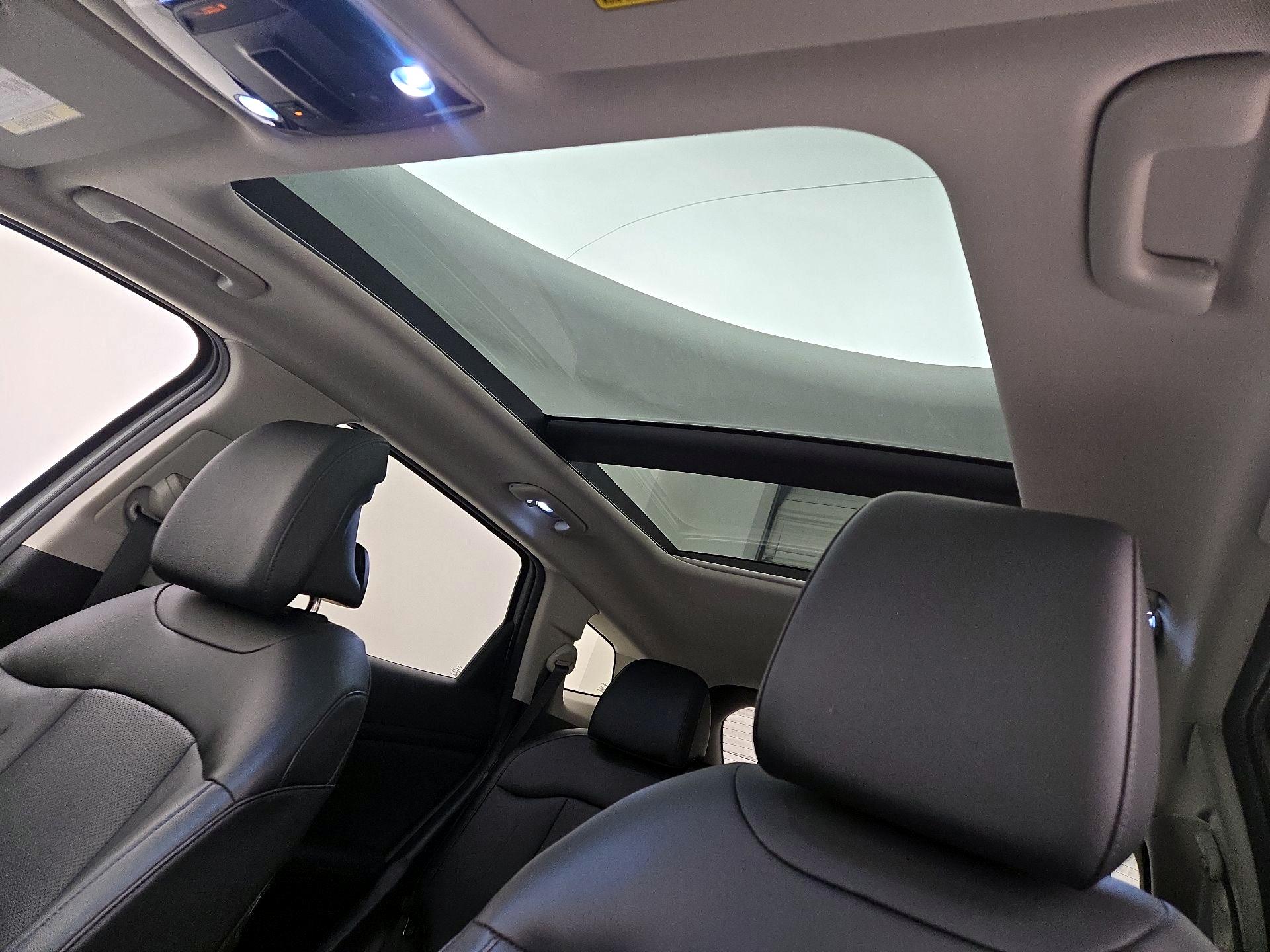 Thumbnail: 2025 Kia Sportage - 20