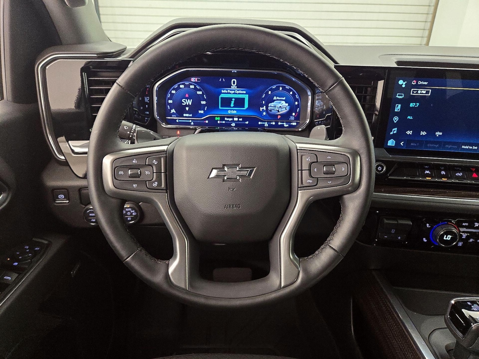 2025 Chevrolet Silverado 1500 RST - Photo 11