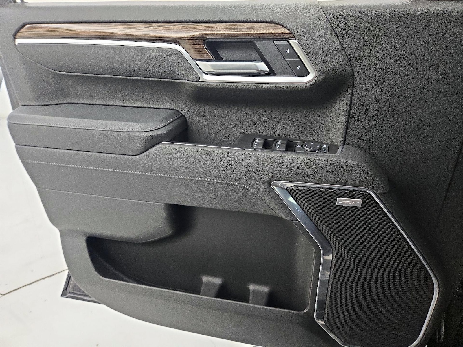 2025 Chevrolet Silverado 1500 RST - Photo 13