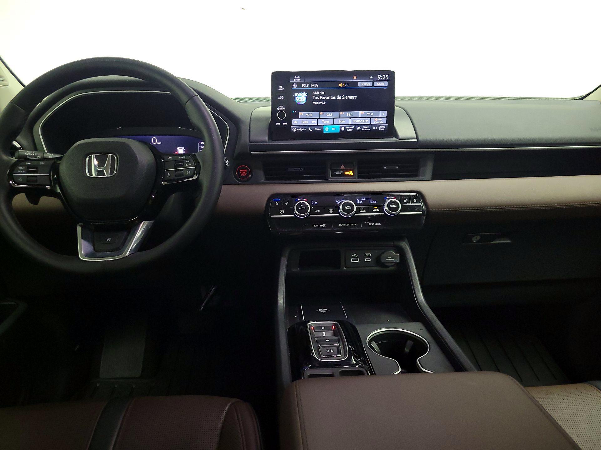 Thumbnail: 2023 Honda Pilot - 9