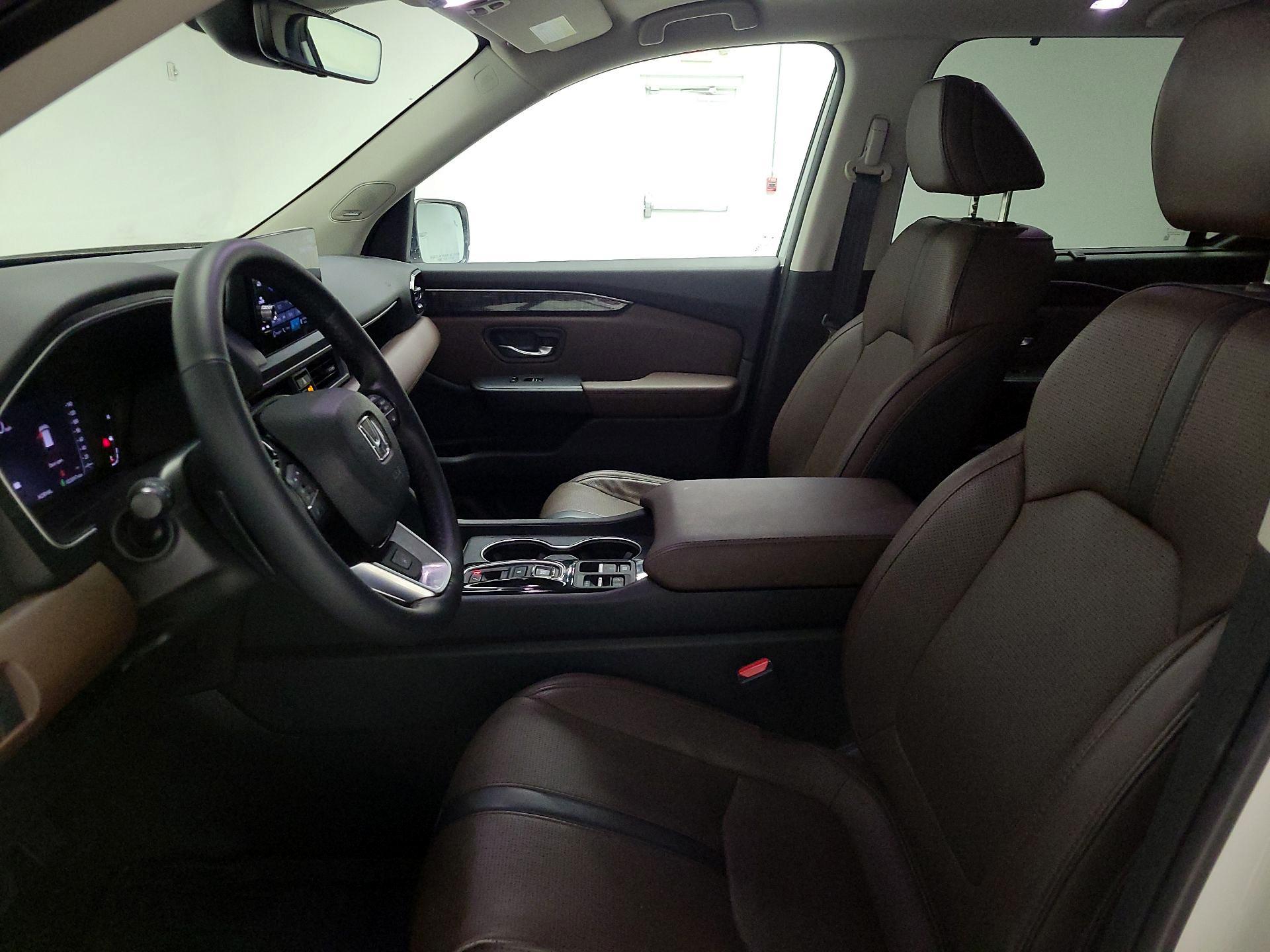 Thumbnail: 2023 Honda Pilot - 11