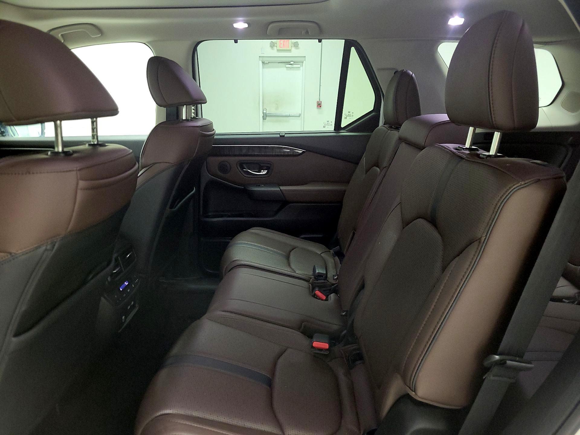 Thumbnail: 2023 Honda Pilot - 19