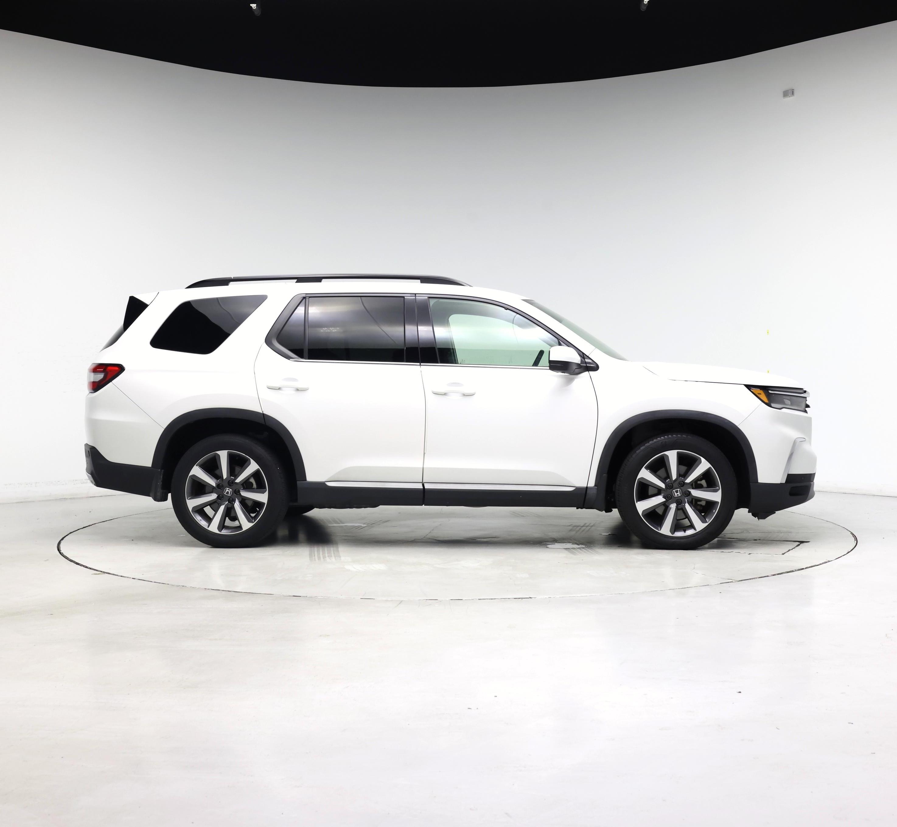 Thumbnail: 2023 Honda Pilot - 7