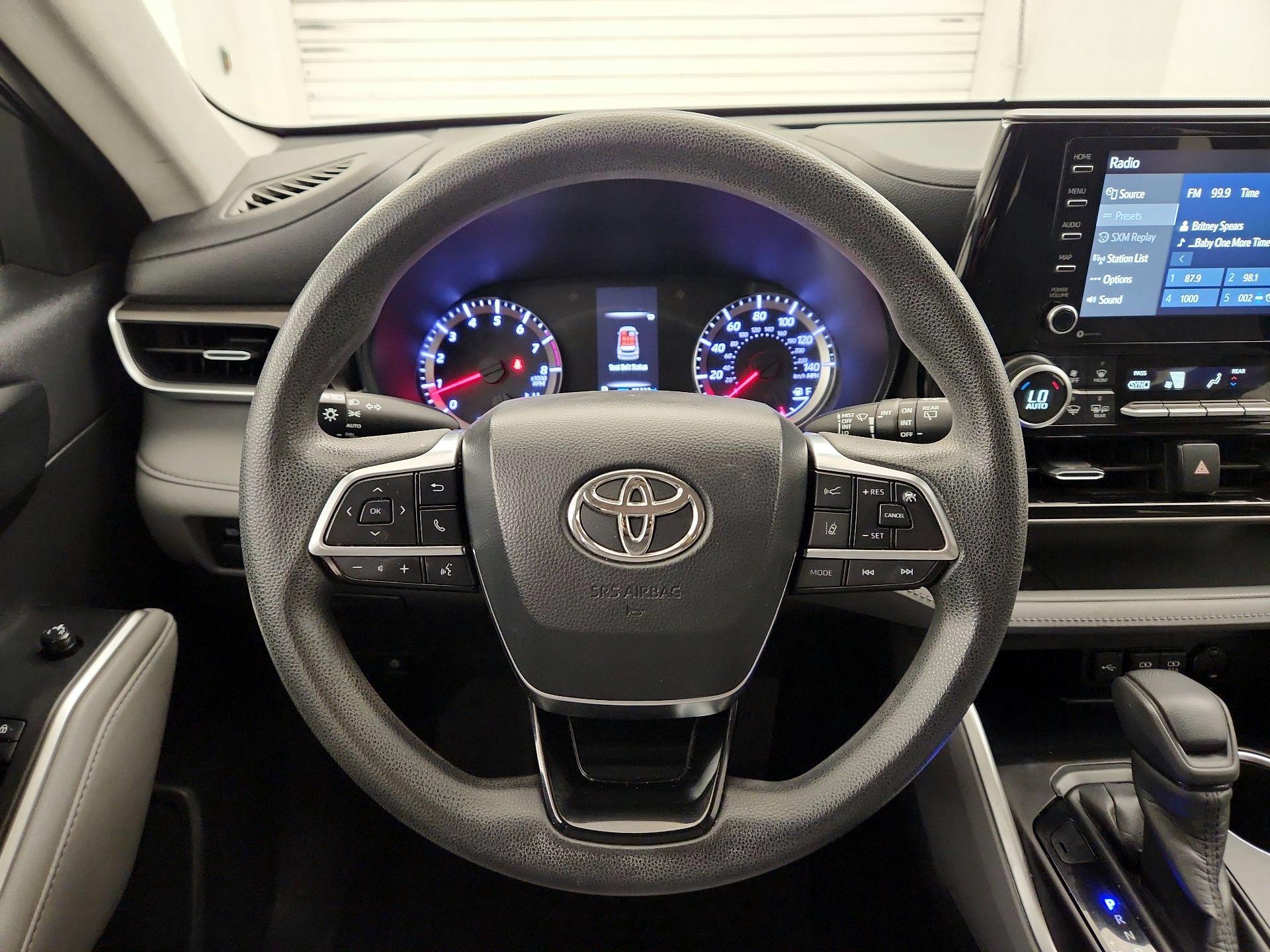Thumbnail: 2020 Toyota Highlander - 10