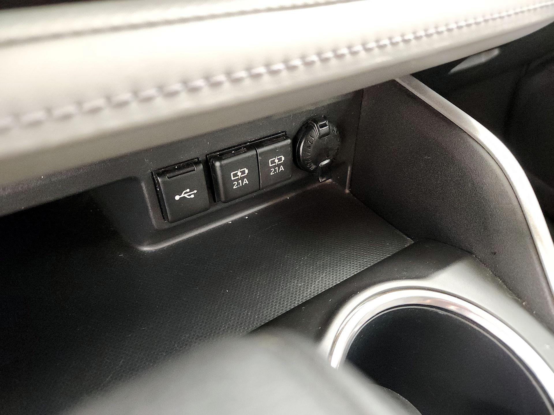 Thumbnail: 2020 Toyota Highlander - 18