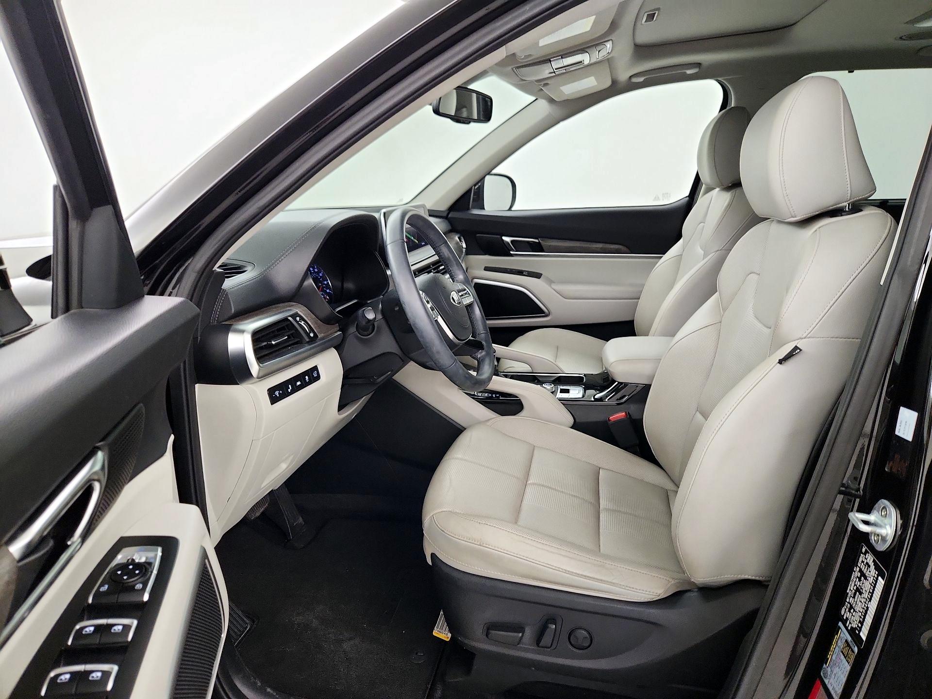 Thumbnail: 2020 Kia Telluride - 11