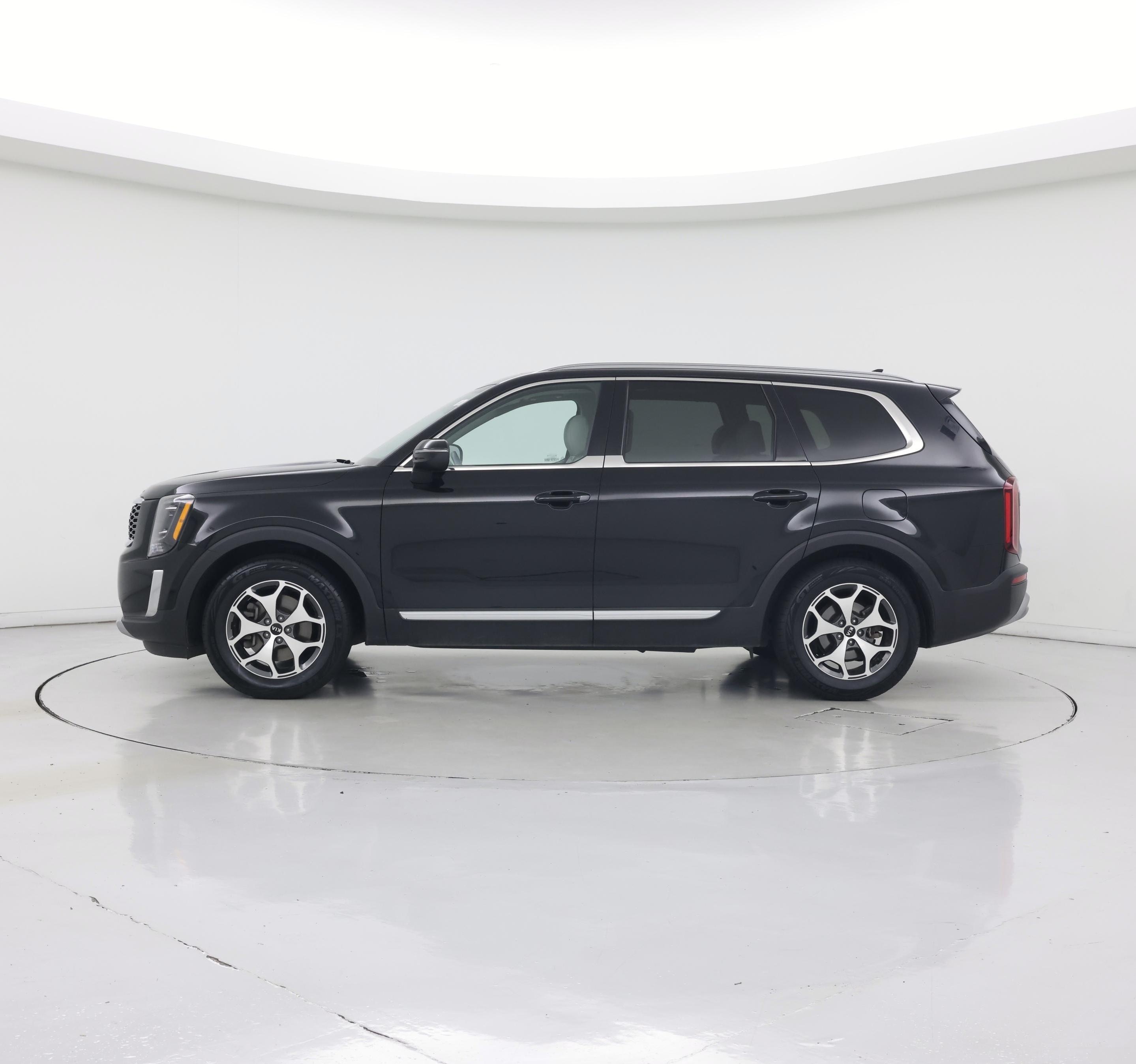 Thumbnail: 2020 Kia Telluride - 3