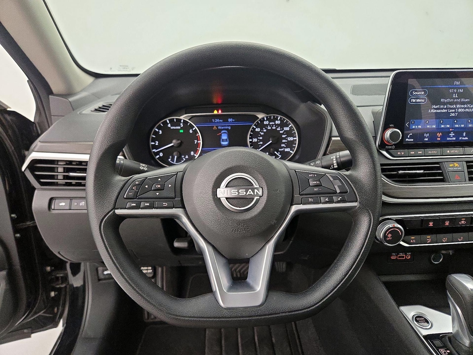 2025 Nissan Altima SV - Photo 11