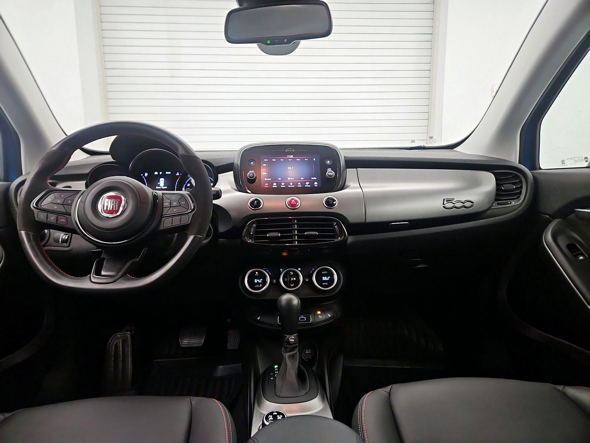 Thumbnail: 2023 Fiat 500X - 9