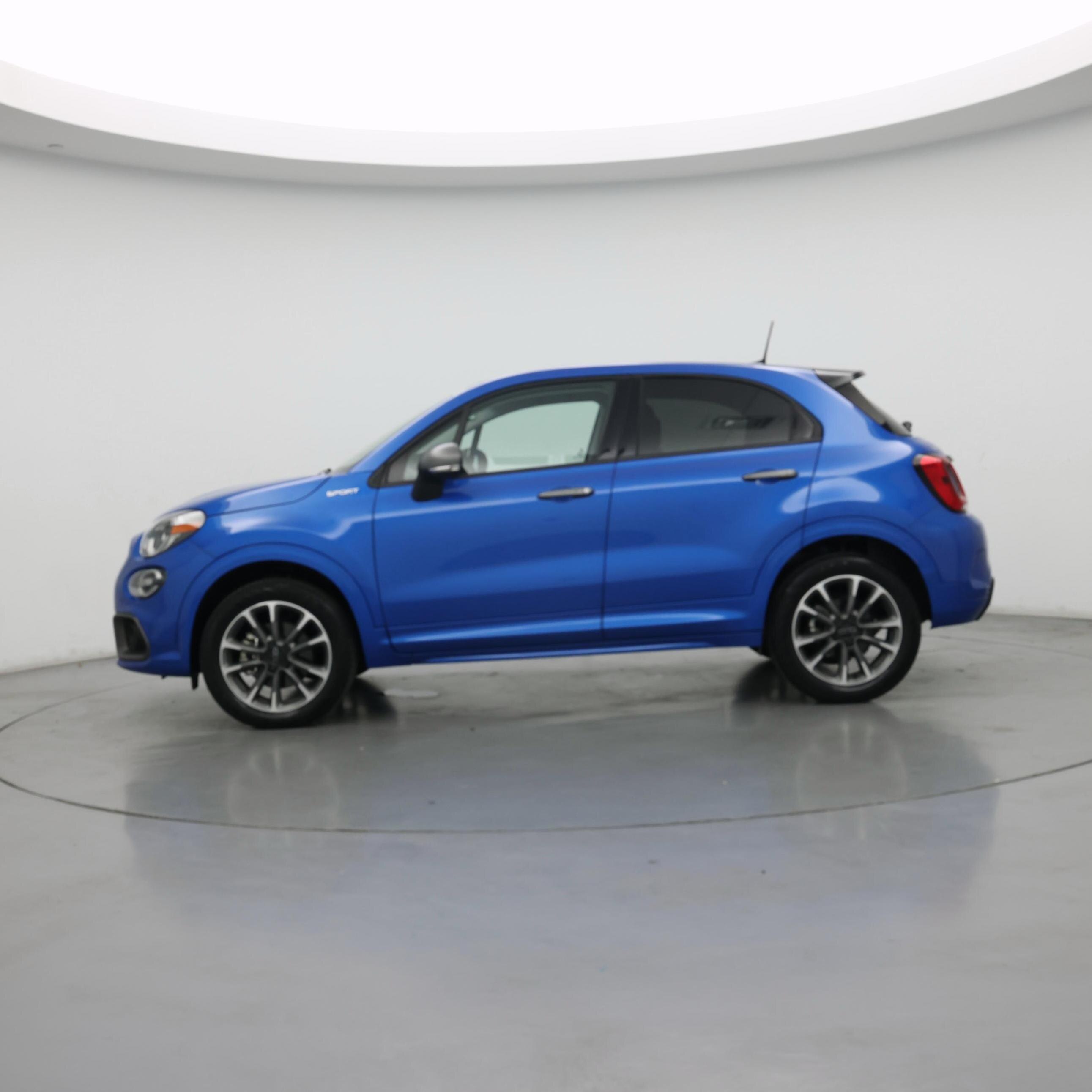 Thumbnail: 2023 Fiat 500X - 3