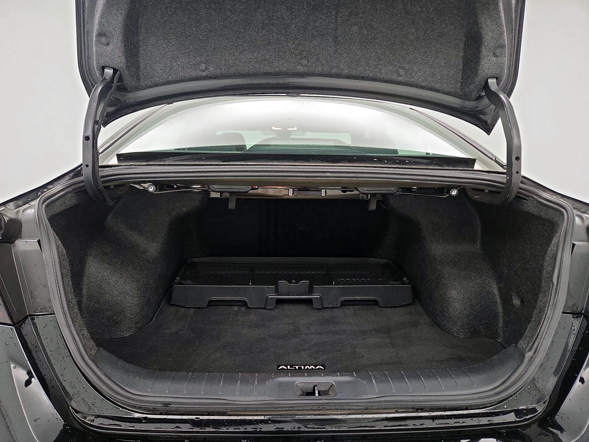 Thumbnail: 2025 Nissan Altima - 20