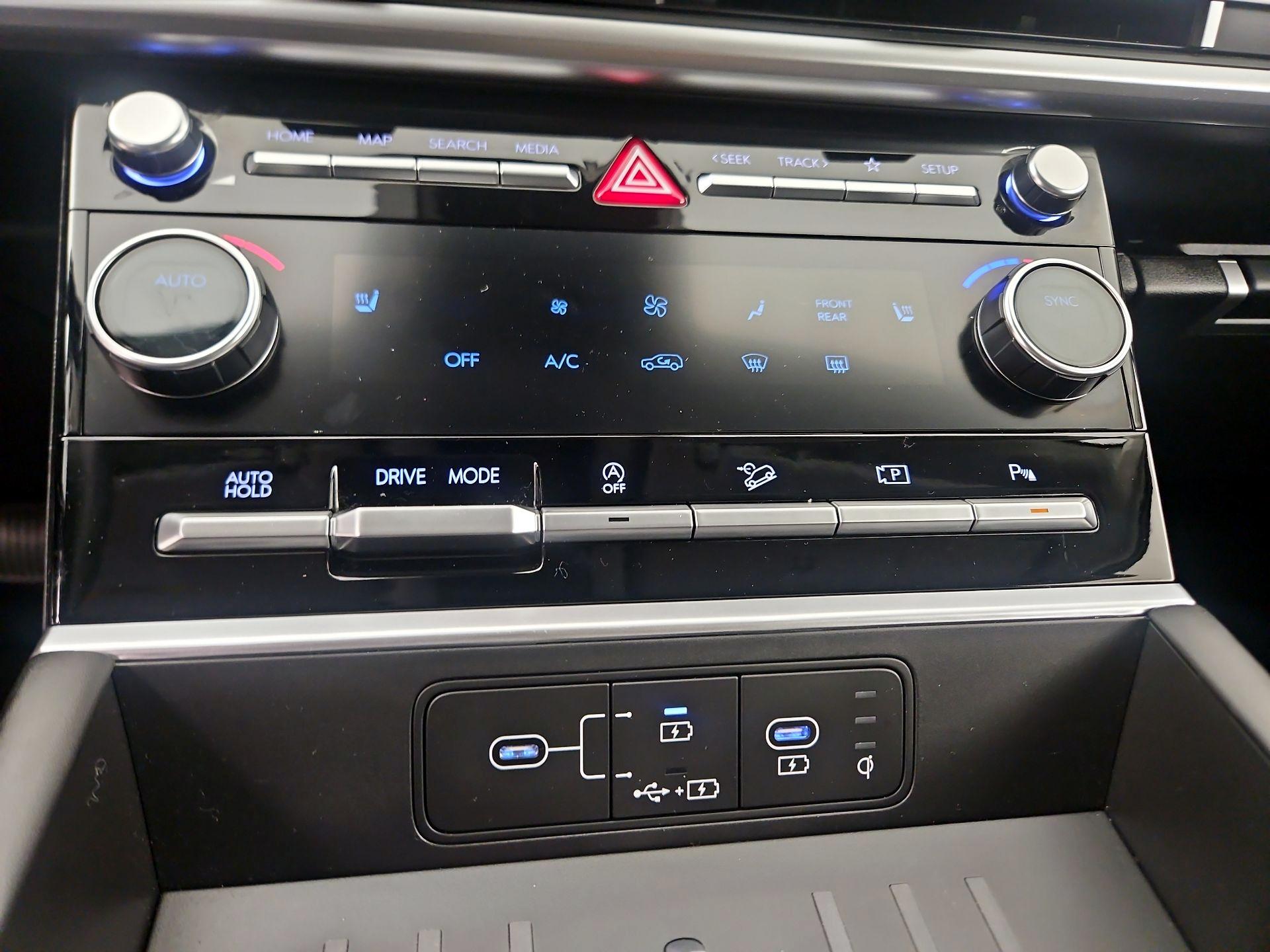 Thumbnail: 2026 Hyundai Santa Fe - 15