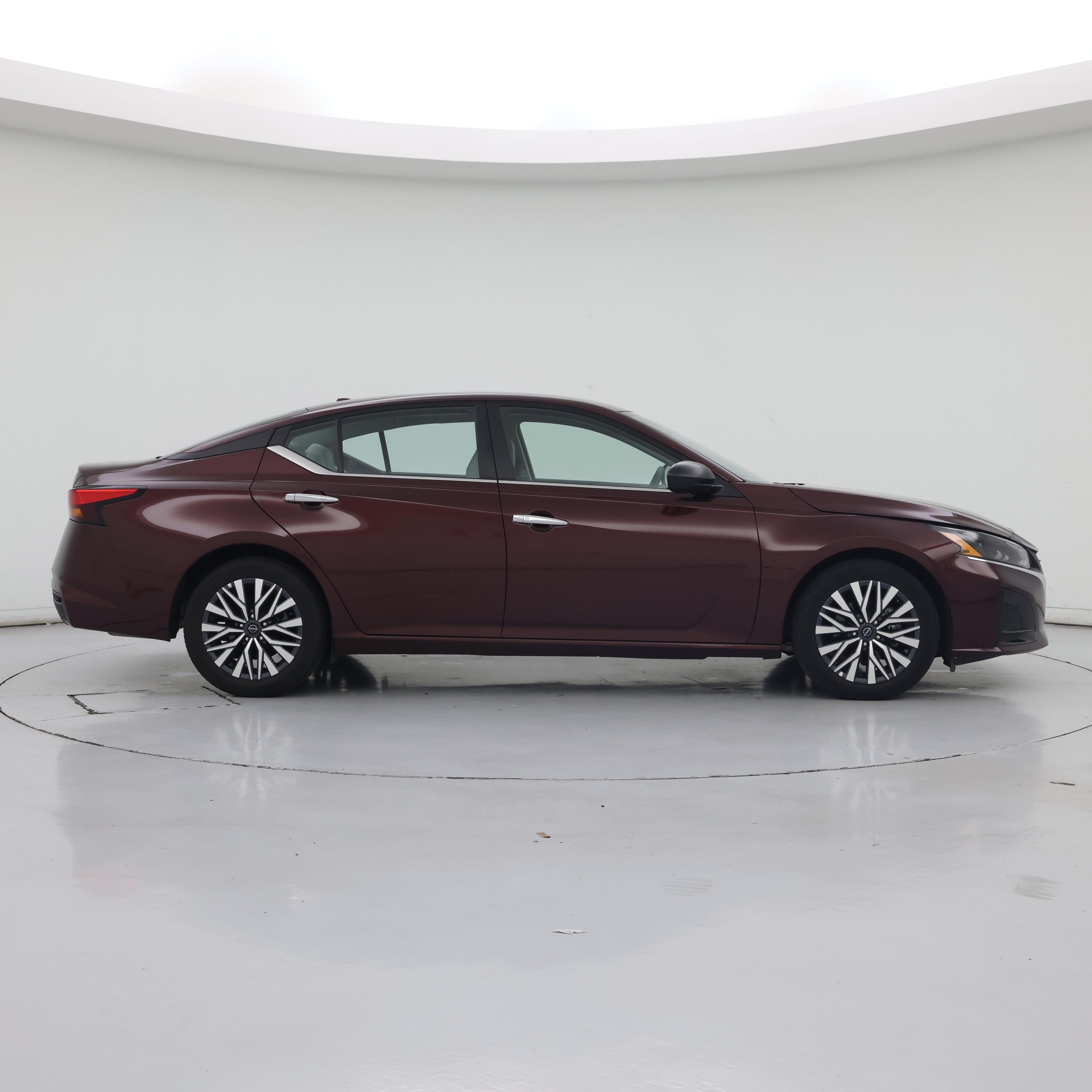 Thumbnail: 2025 Nissan Altima - 7