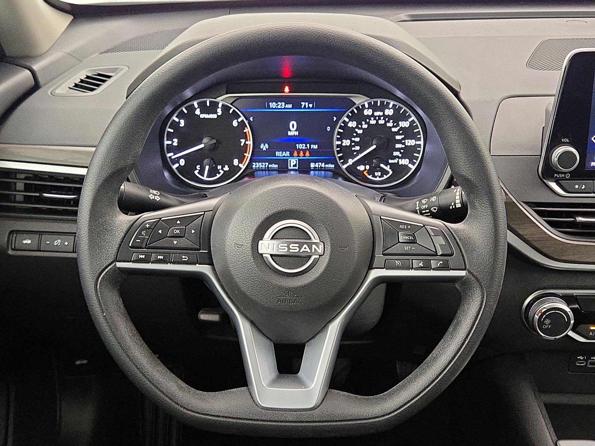 Thumbnail: 2025 Nissan Altima - 10