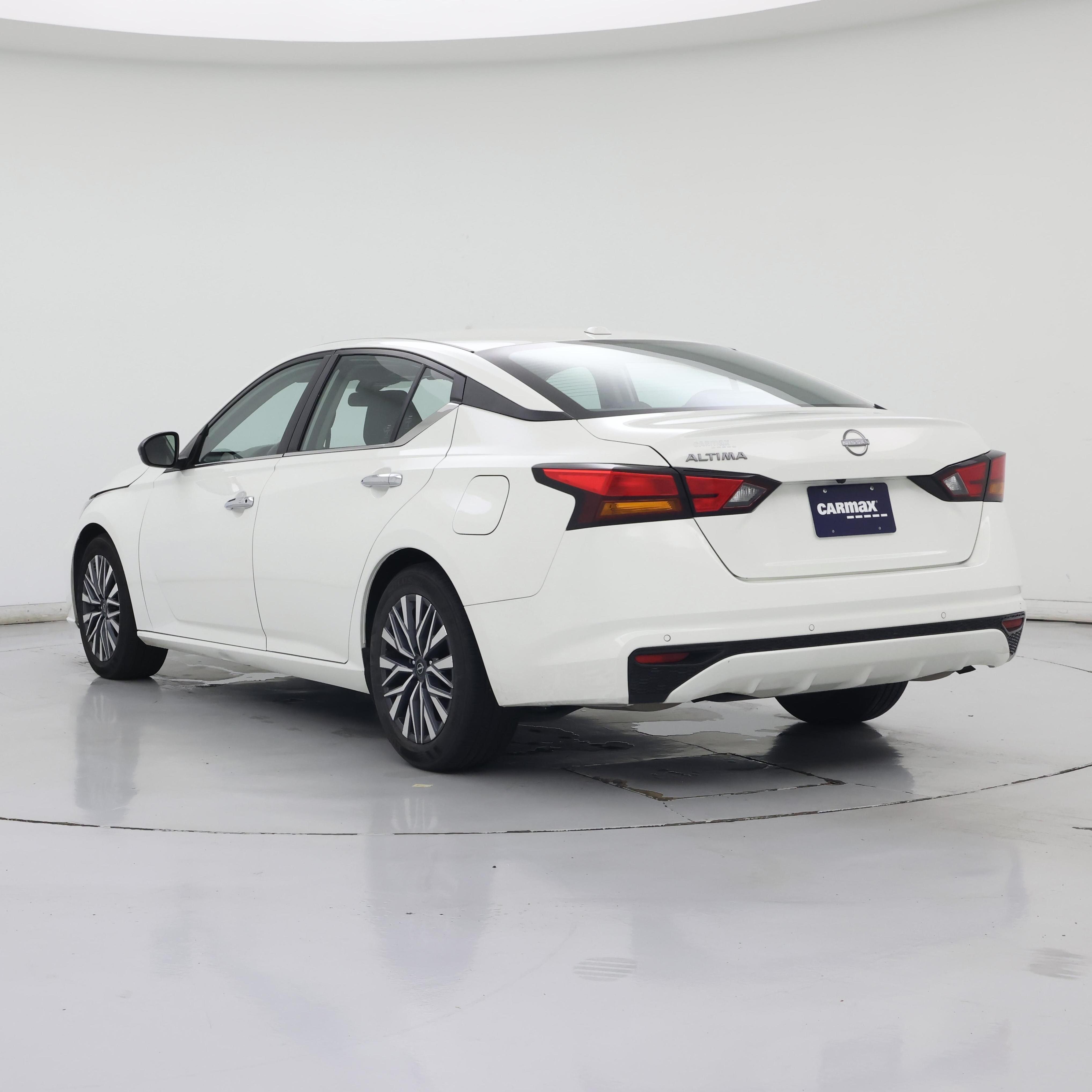 Thumbnail: 2025 Nissan Altima - 2