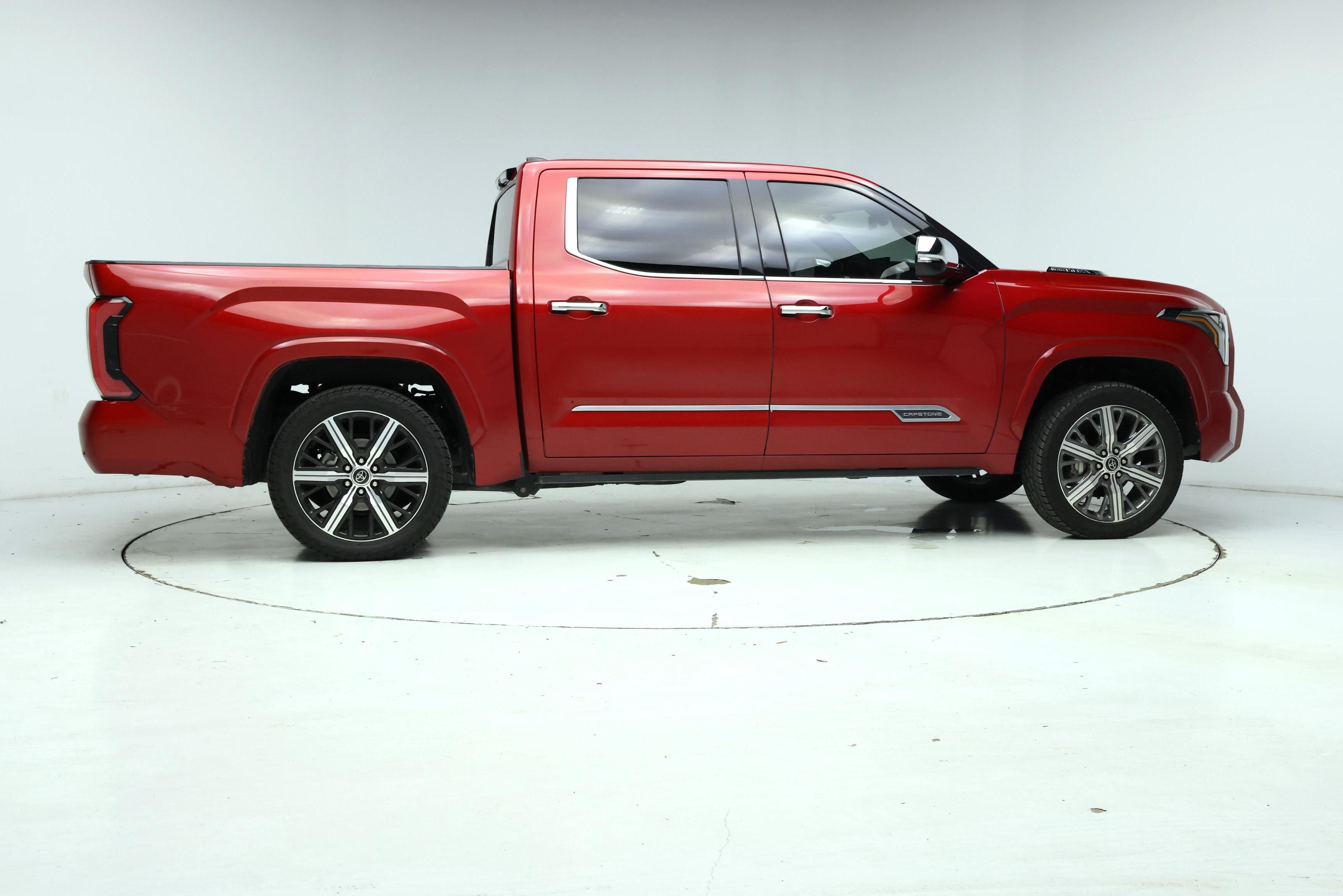 Thumbnail: 2023 Toyota Tundra - 7