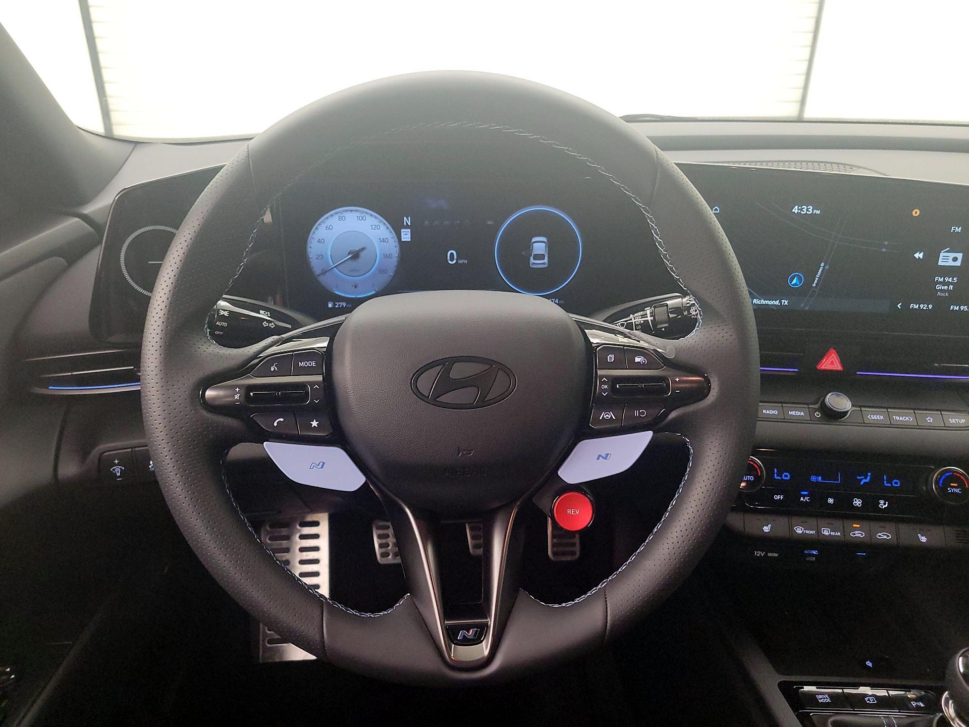 Thumbnail: 2026 Hyundai Elantra - 10