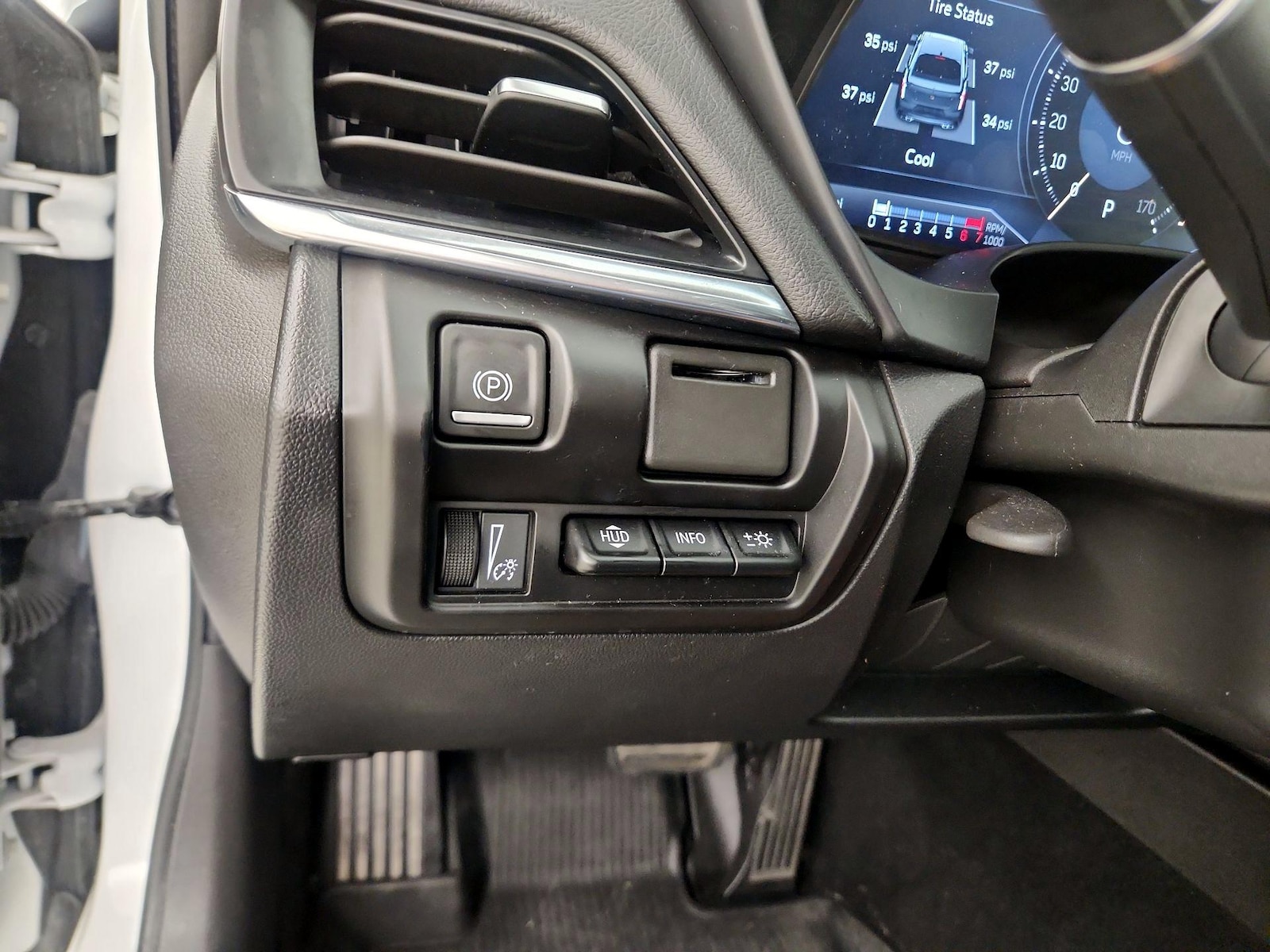 2024 Cadillac CT4 V-Series - Photo 14