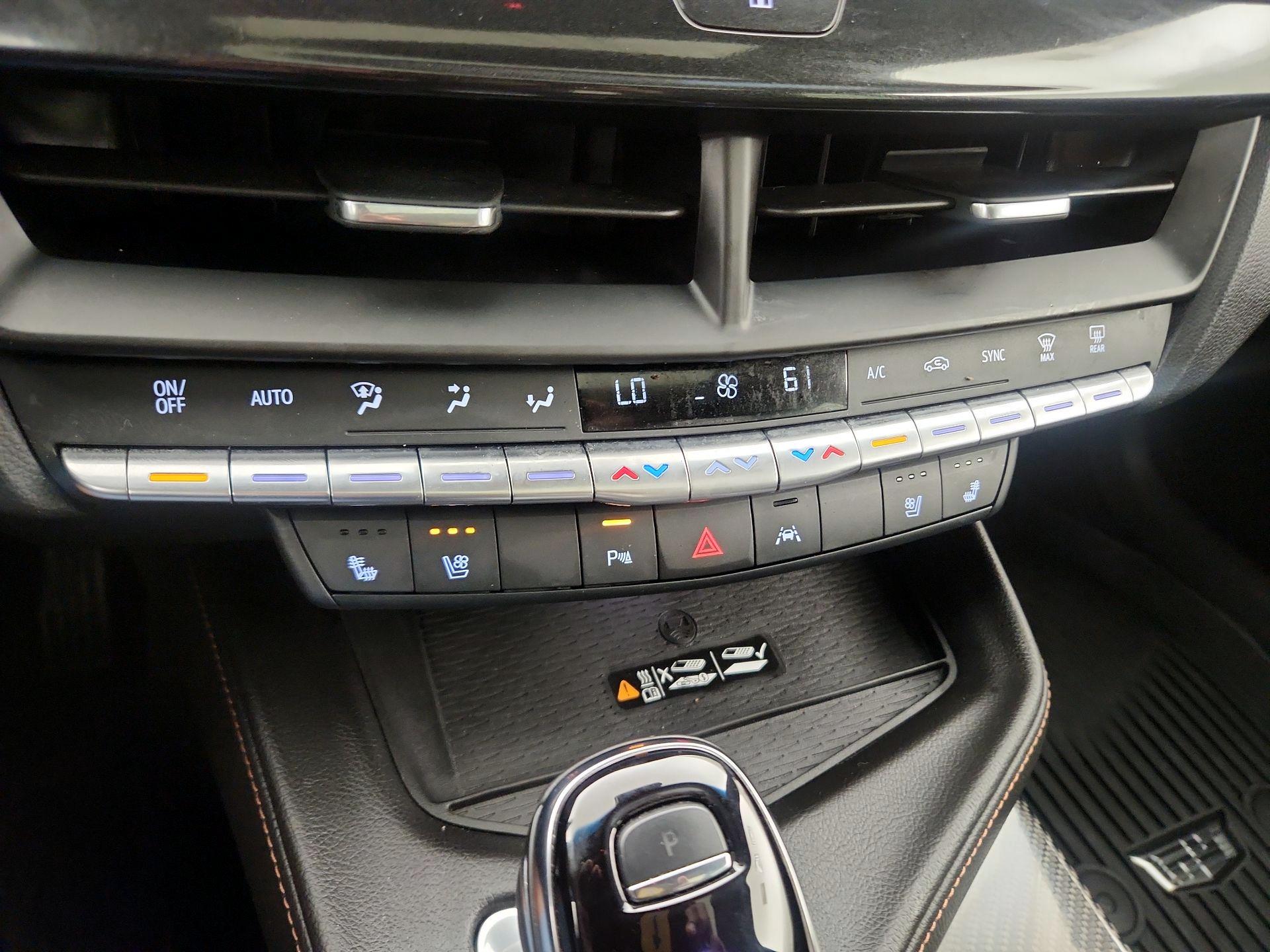 Thumbnail: 2024 Cadillac CT4 - 17