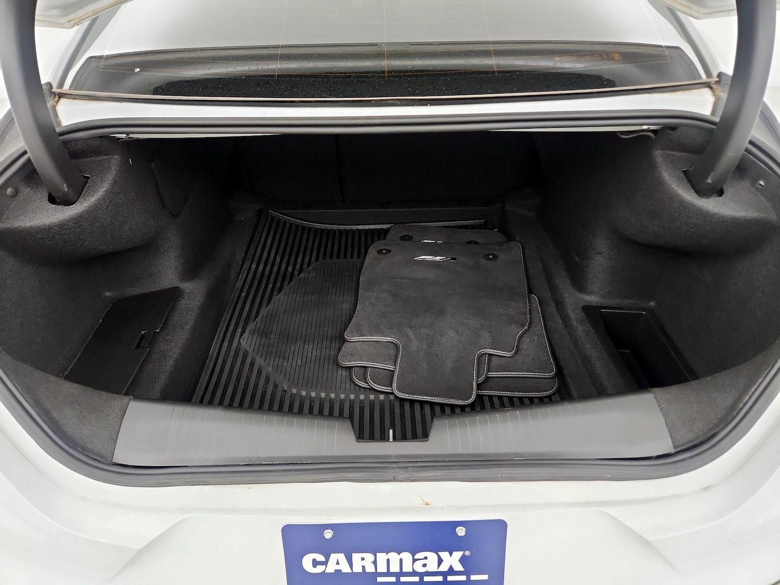 2024 Cadillac CT4 V-Series - Photo 23
