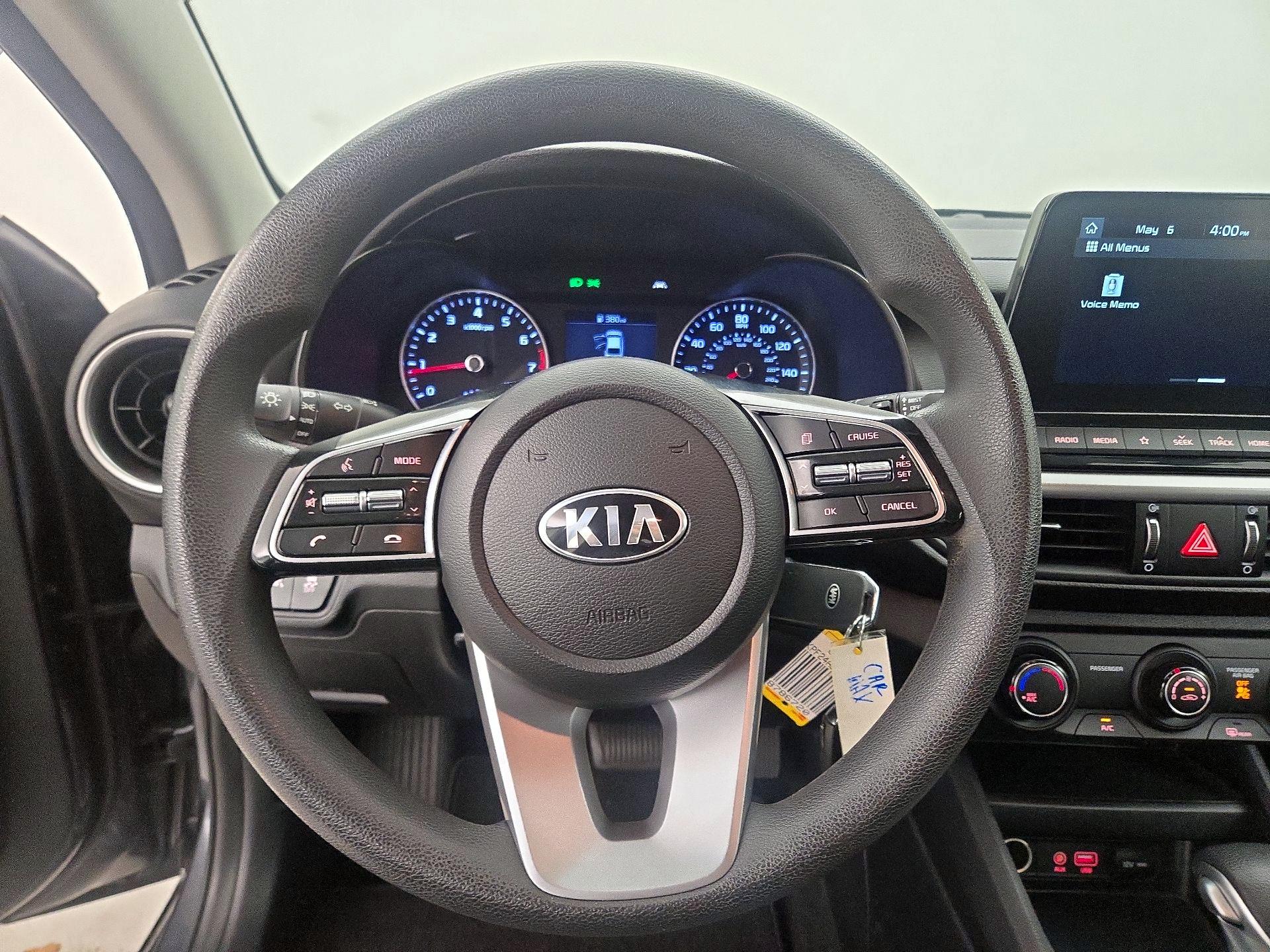 Thumbnail: 2021 Kia Forte - 10