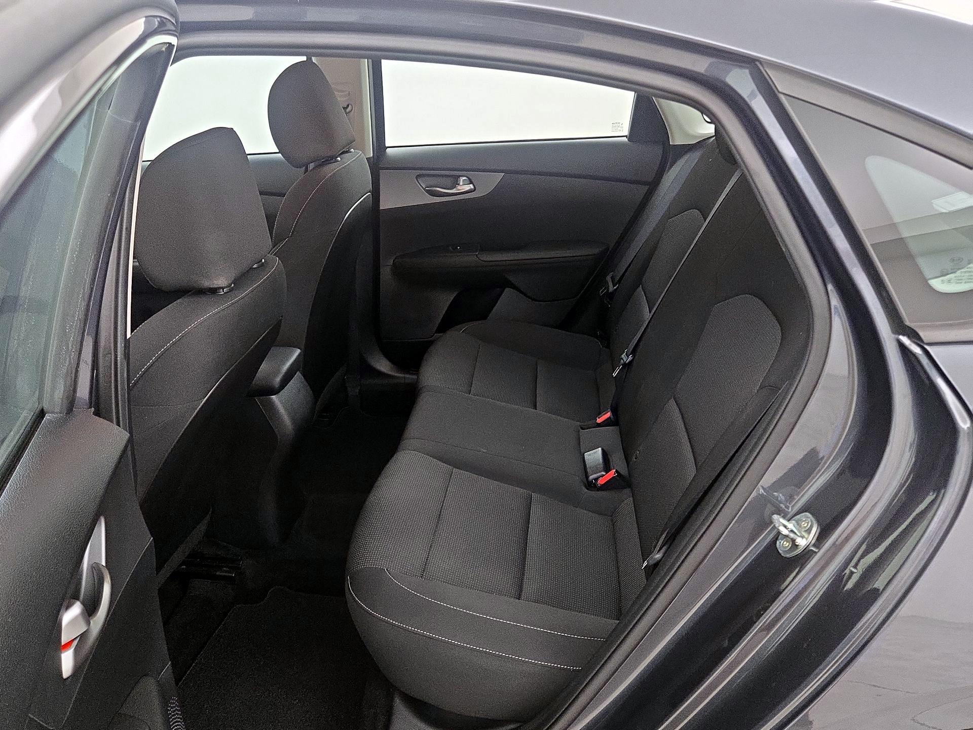 Thumbnail: 2021 Kia Forte - 19