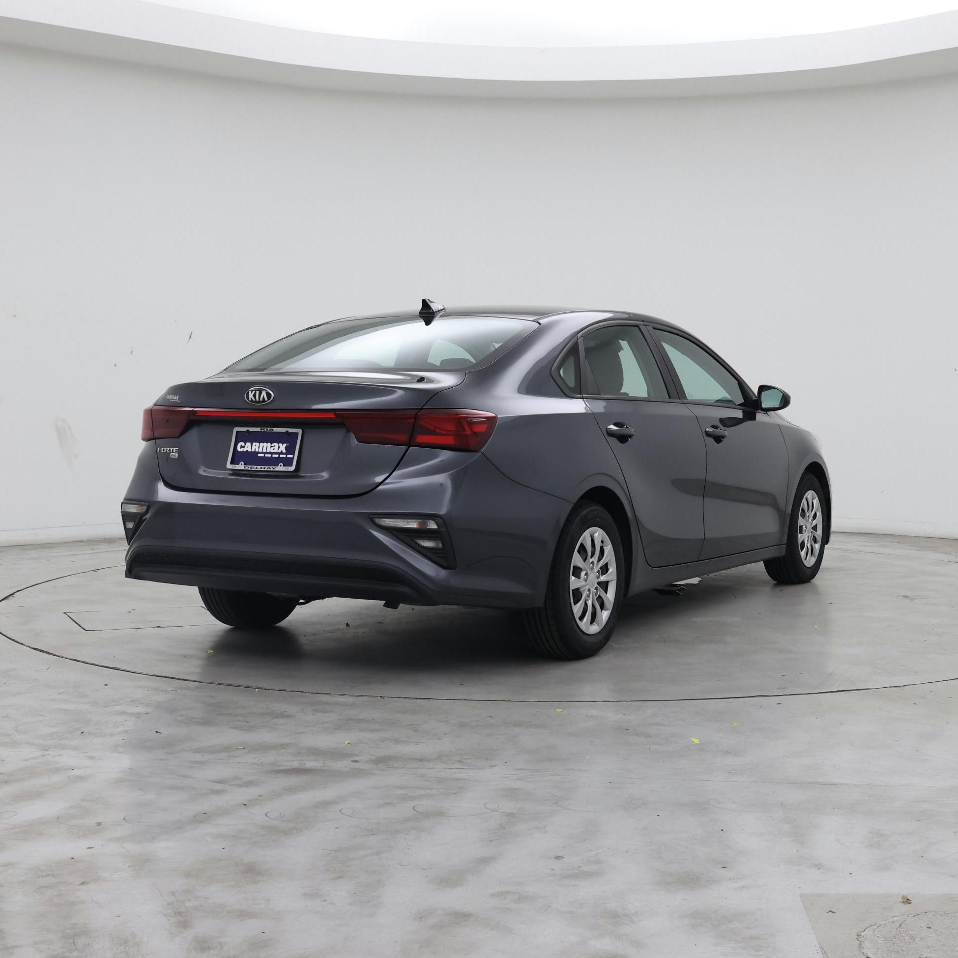 Thumbnail: 2021 Kia Forte - 8