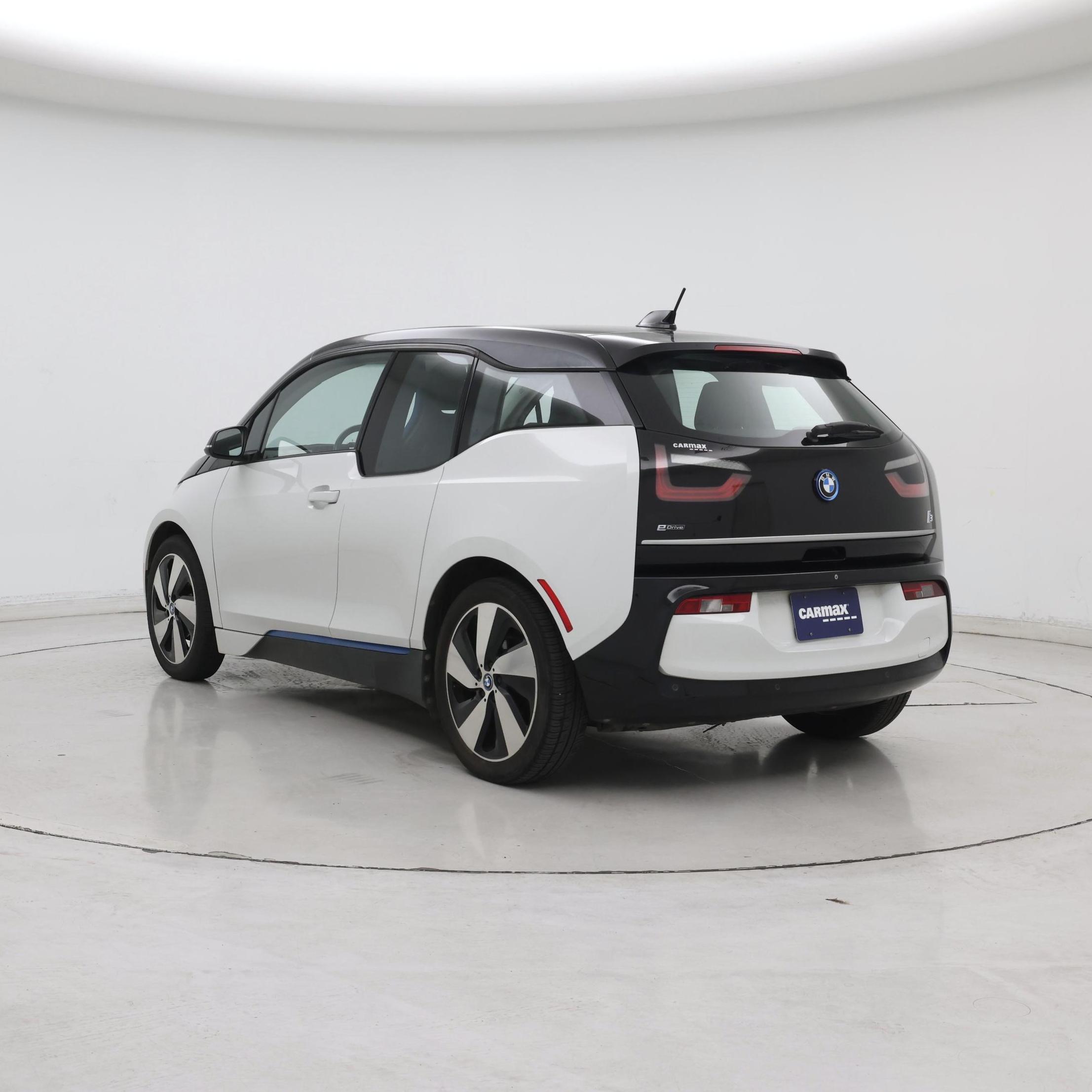 Thumbnail: 2018 BMW i3 - 2