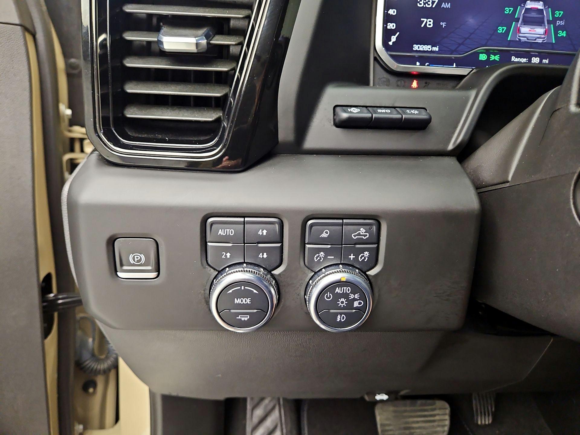 Thumbnail: 2023 GMC Sierra 1500 - 13